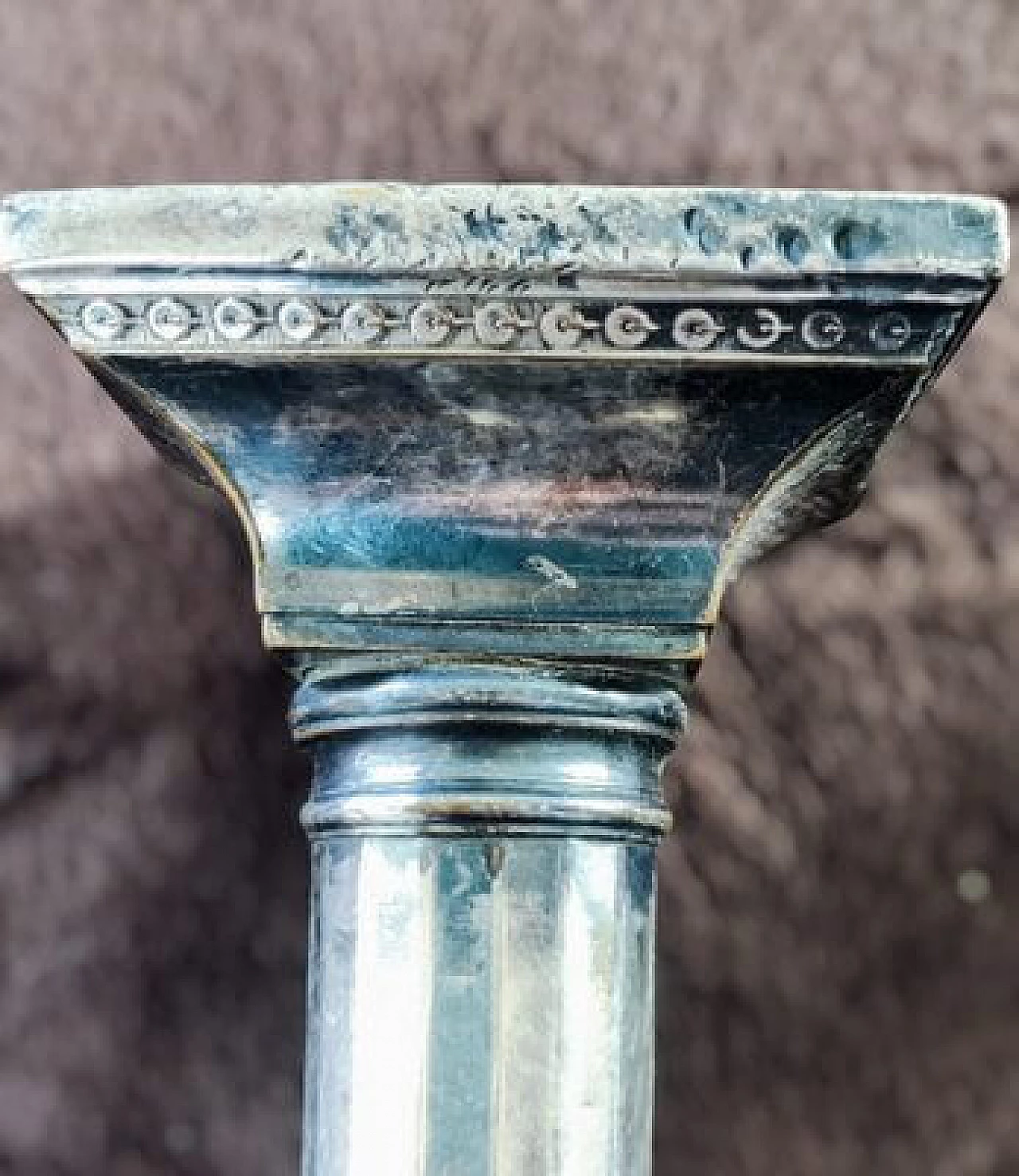 Coppia di candelabri Impero placcati in argento, '800 5