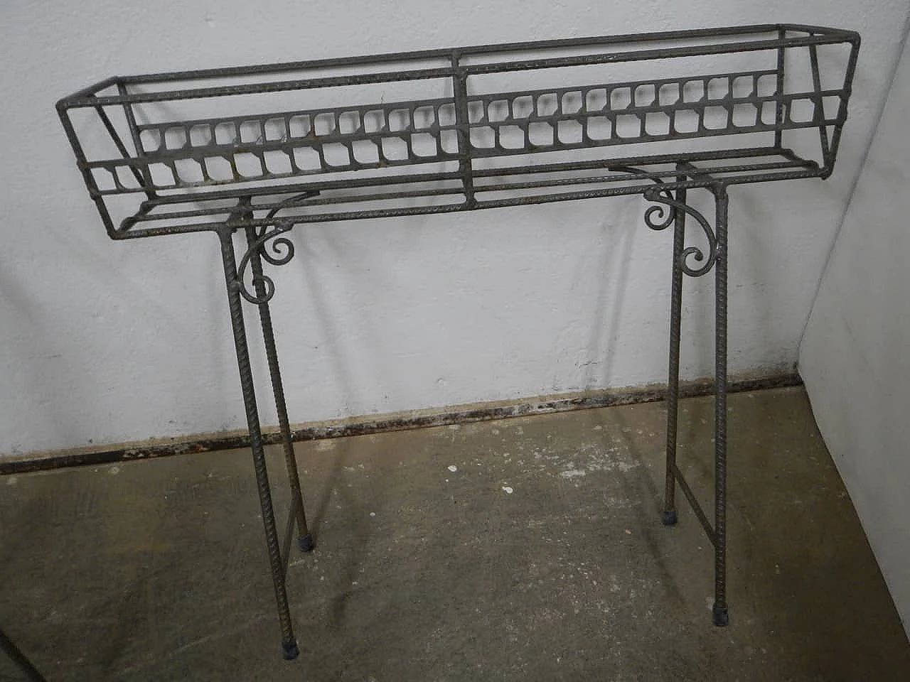 Pair of wrought iron flower holders, 1970s 7