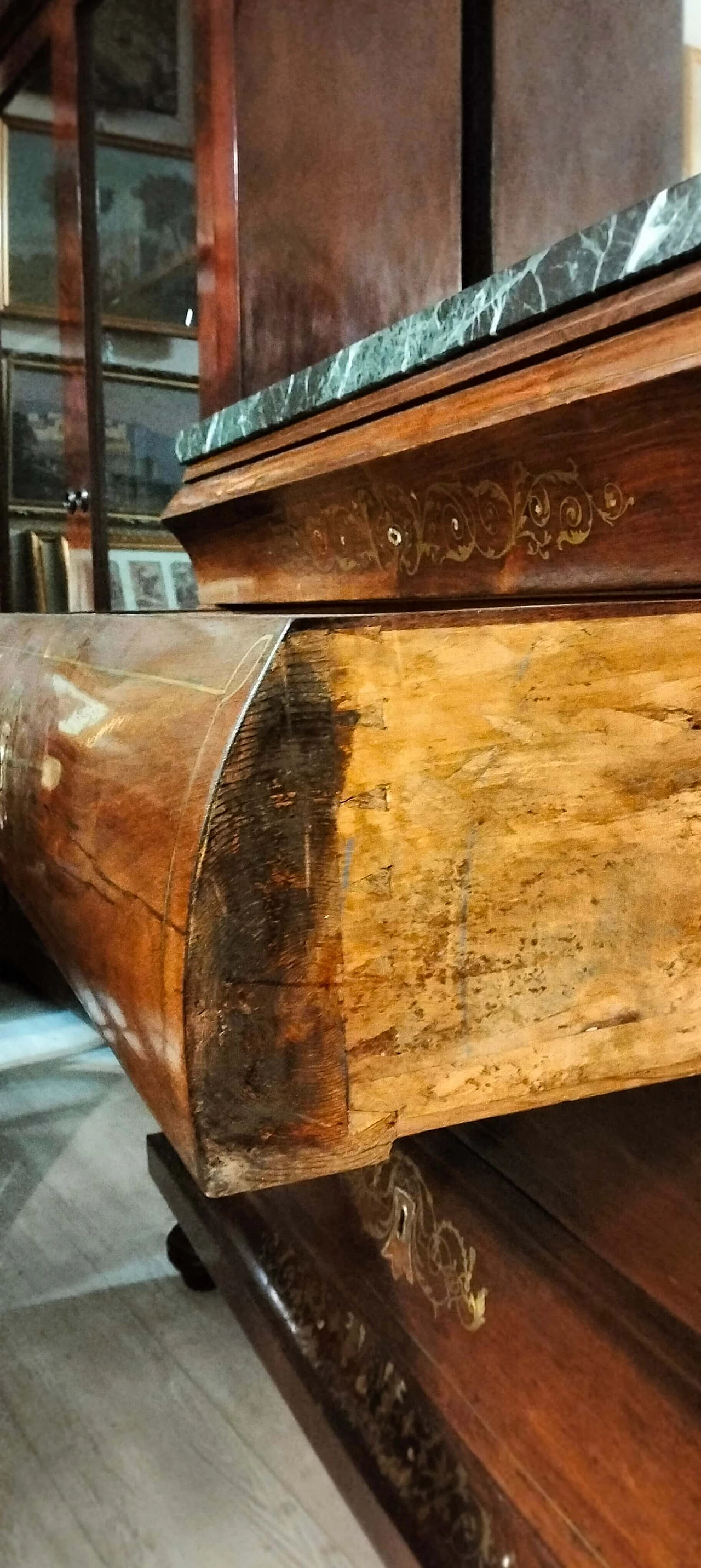 Coppia di comò spagnoli in palissandro con marmi verdi, '800 10