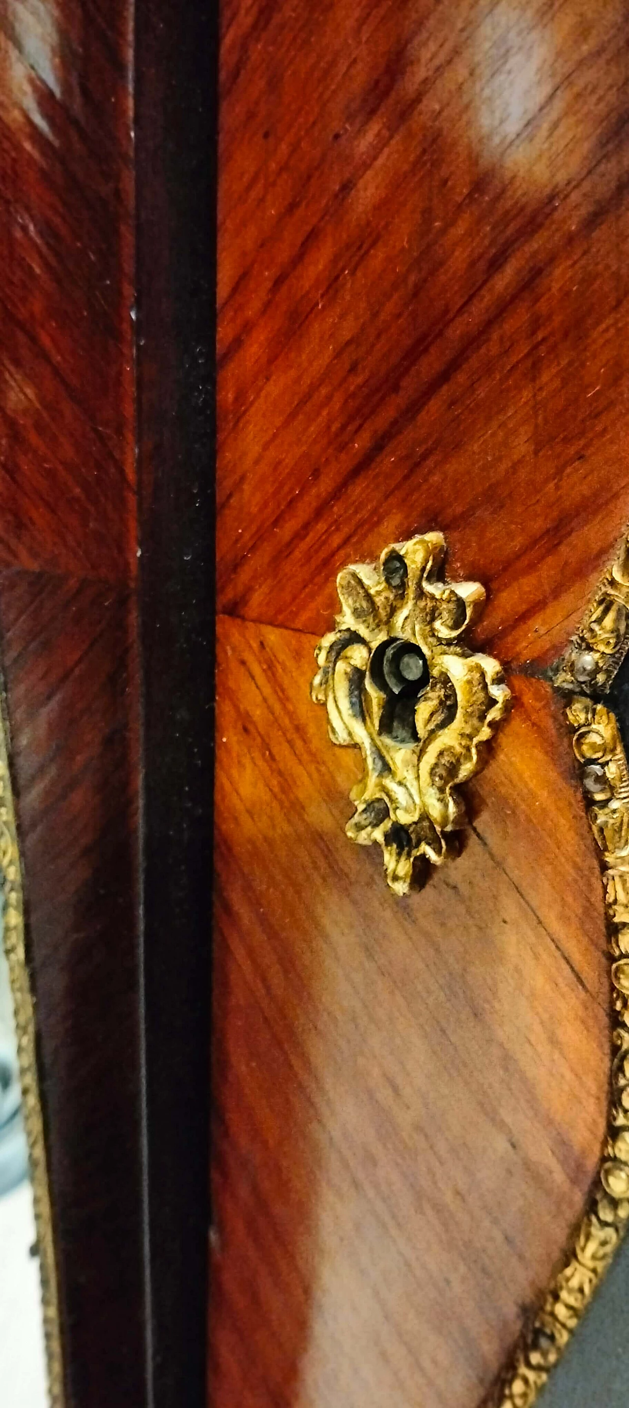 Coppia di angoliere Napoleone III in legno di rosa, ebano e marmo, '800 7