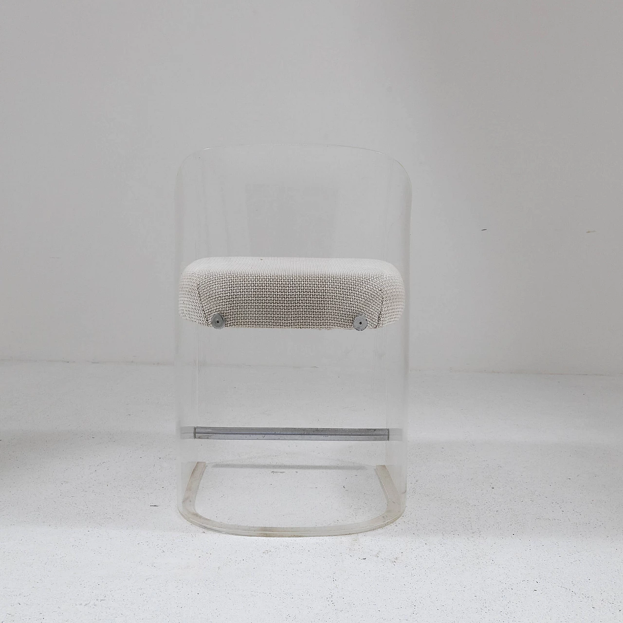 Poltrona in plexiglass, metallo e tessuto, anni '60 6