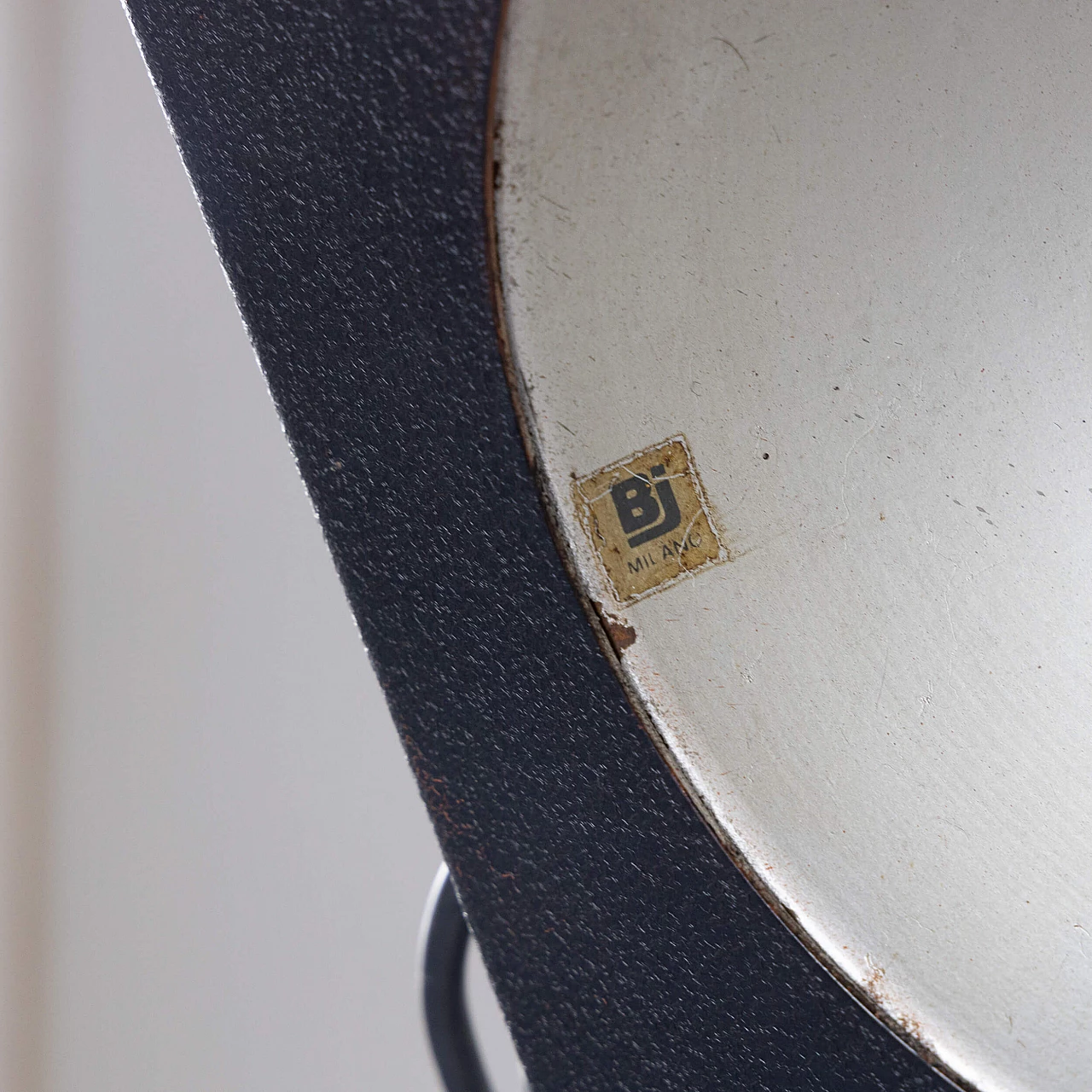 Metal clamp table lamp by BJ Milano, 1970s 8