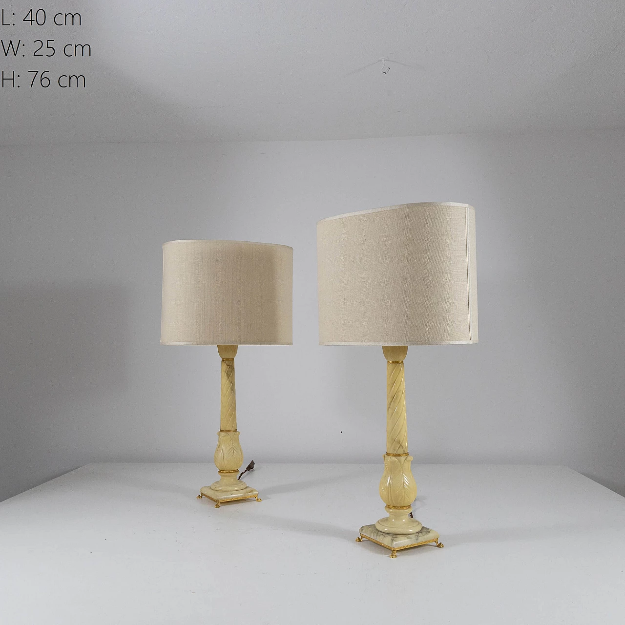 Pair of Volterra alabaster table lamps, 1970s 8