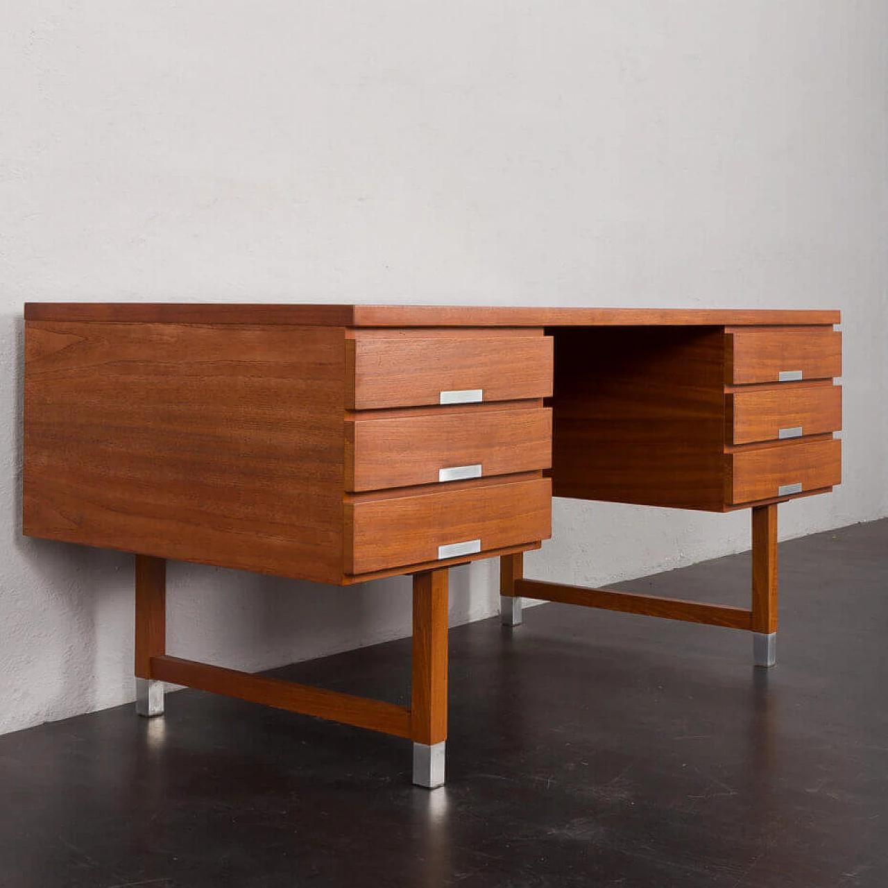 EP401 teak desk by Kai Kristiansen for Feldballes Møbelfabrik, 1960s 11