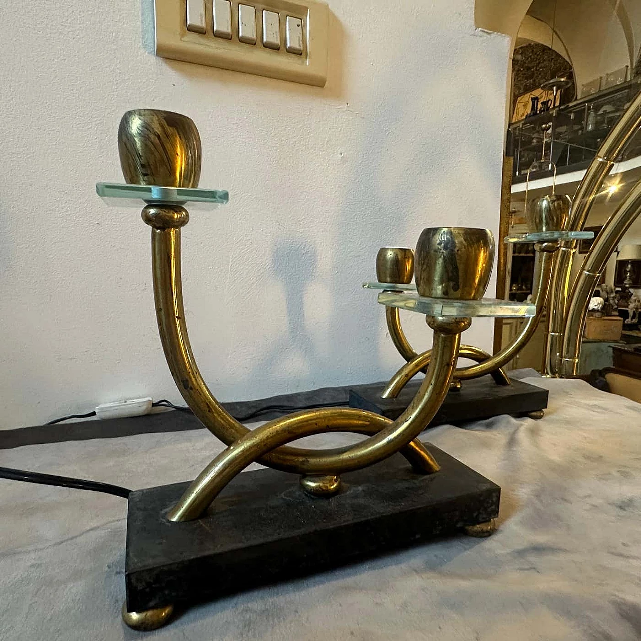 Pair of brass, marble and glass table lamps in the style of Gio Ponti, 1930s 5