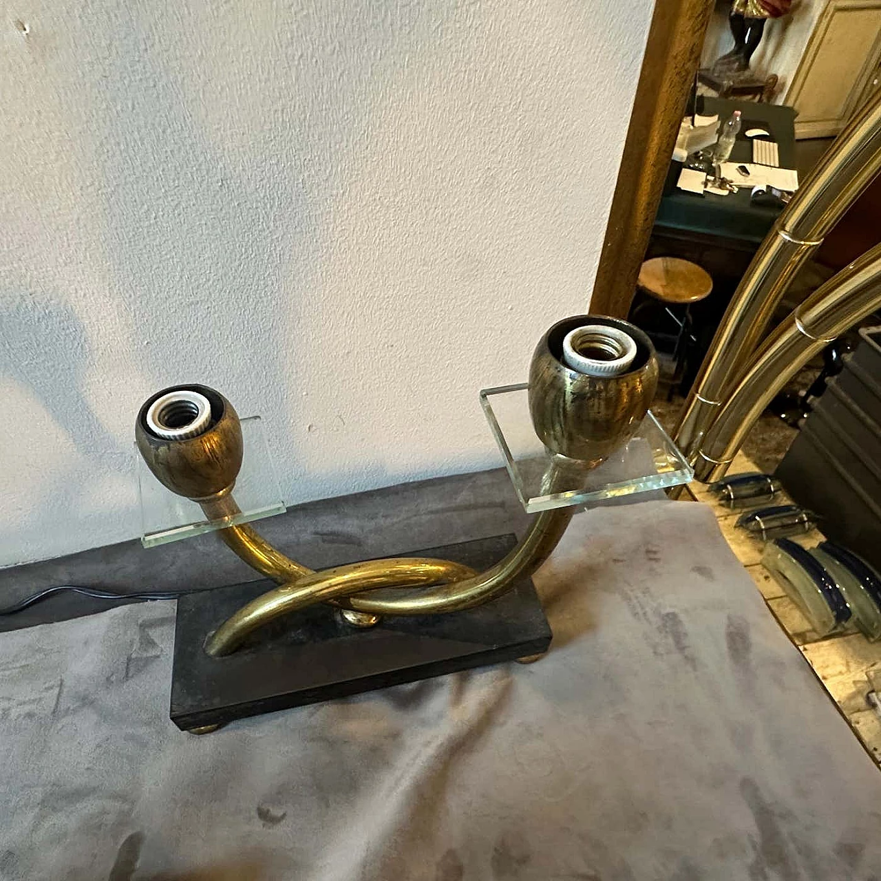 Pair of brass, marble and glass table lamps in the style of Gio Ponti, 1930s 8