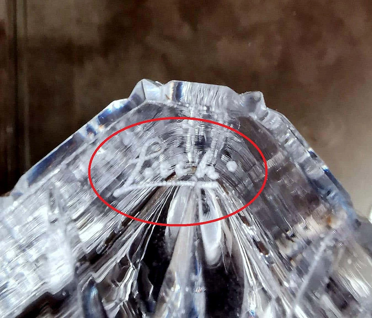 Whisky bottle in ground Florentine crystal, 1990s 18