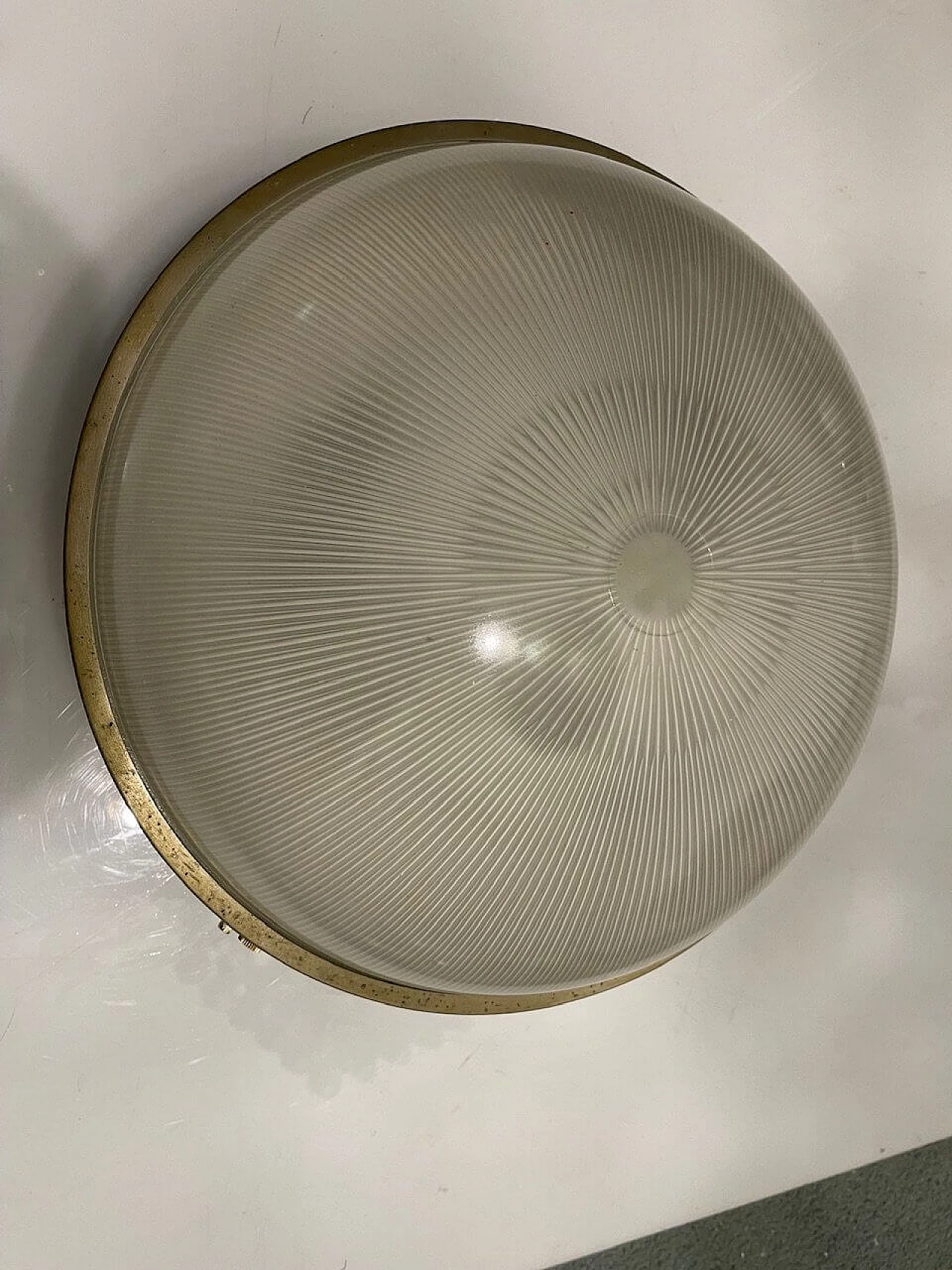 Plafoniera in ottone e vetro di Sergio Mazza per Artemide, anni '60 10