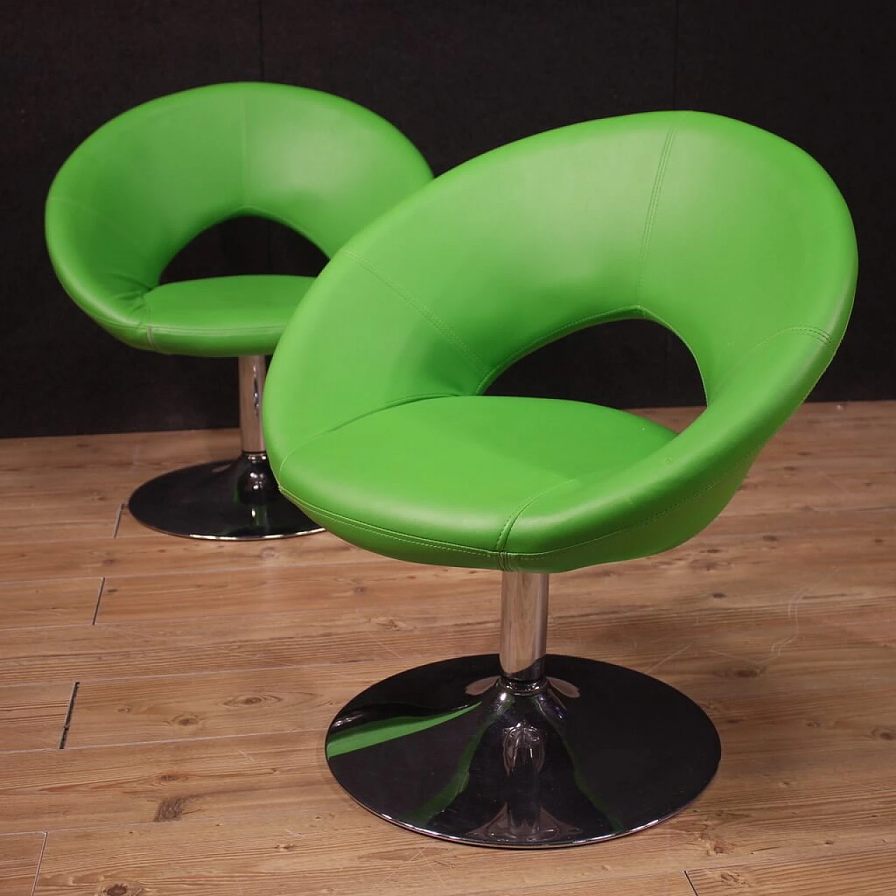 Pair of green faux leather armchairs with chrome-plated metal base, 1980s 10