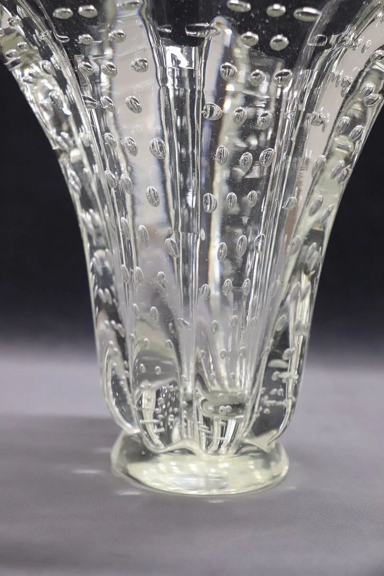 Murano glass vase in the style of Ercole Barovier, 1950s 4