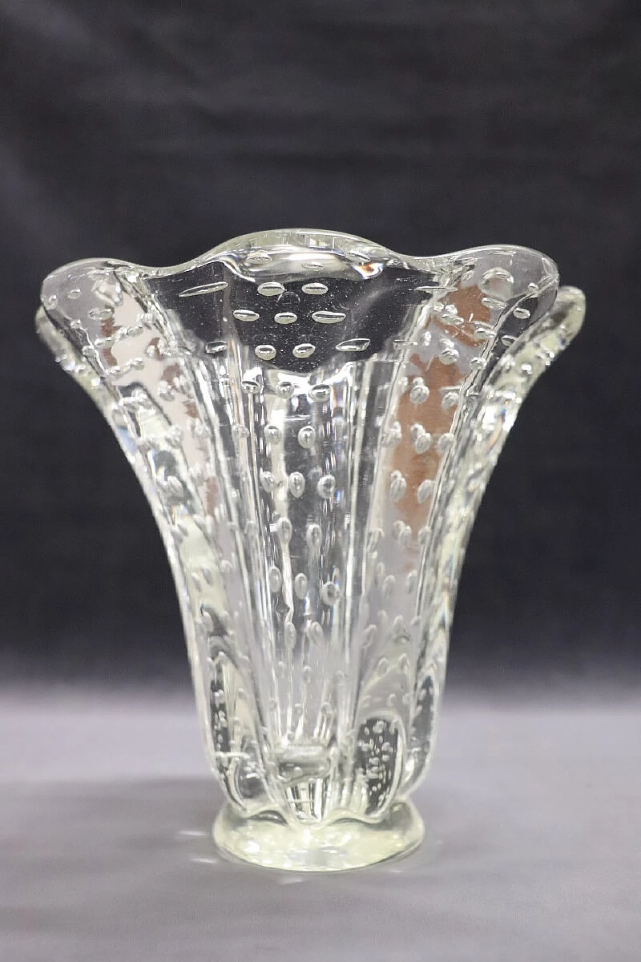 Murano glass vase in the style of Ercole Barovier, 1950s 6