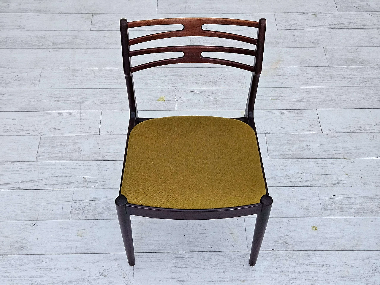 3 Chairs 101 by Johannes Andersen for Vamo Sønderborg, 1970s 7