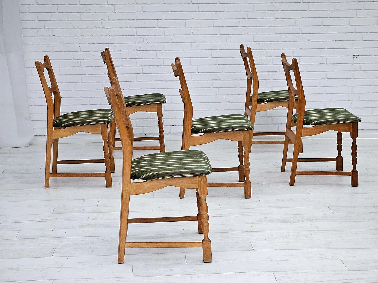 6 Danish chairs in oak and fabric, 1970s 2