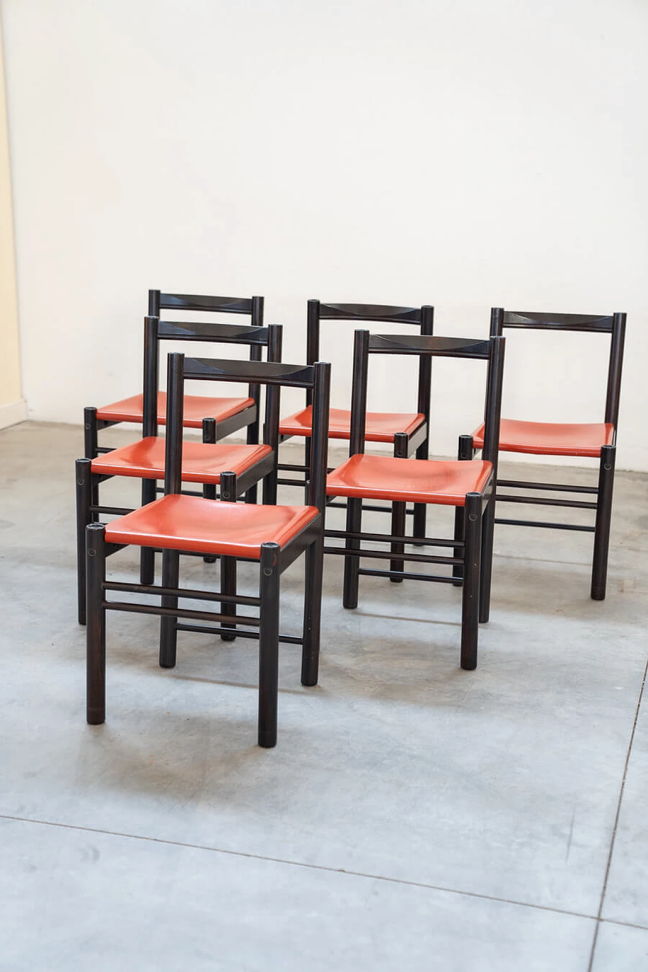 6 Chairs and table by Ibisco, 1970s 2