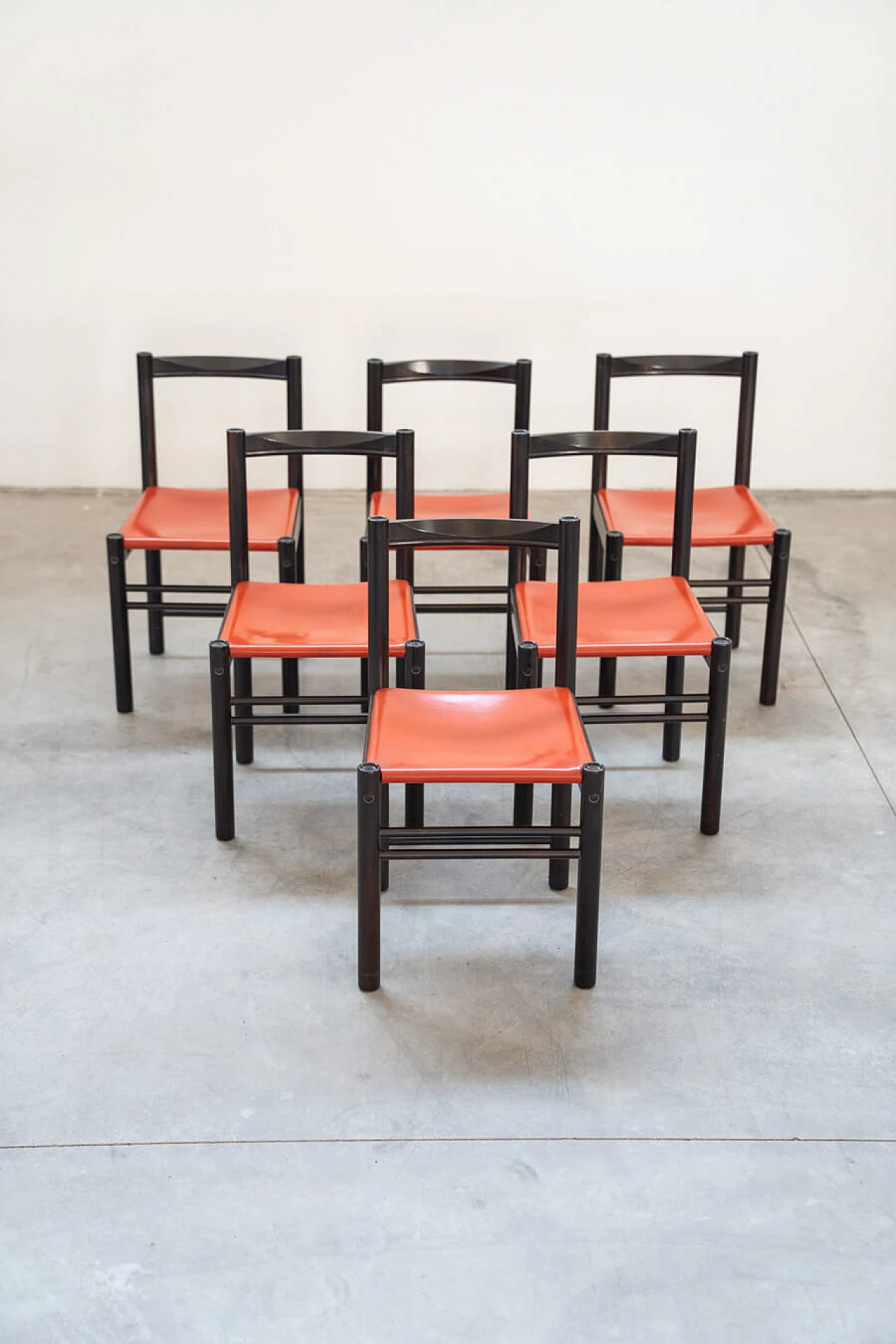 6 Chairs and table by Ibisco, 1970s 3