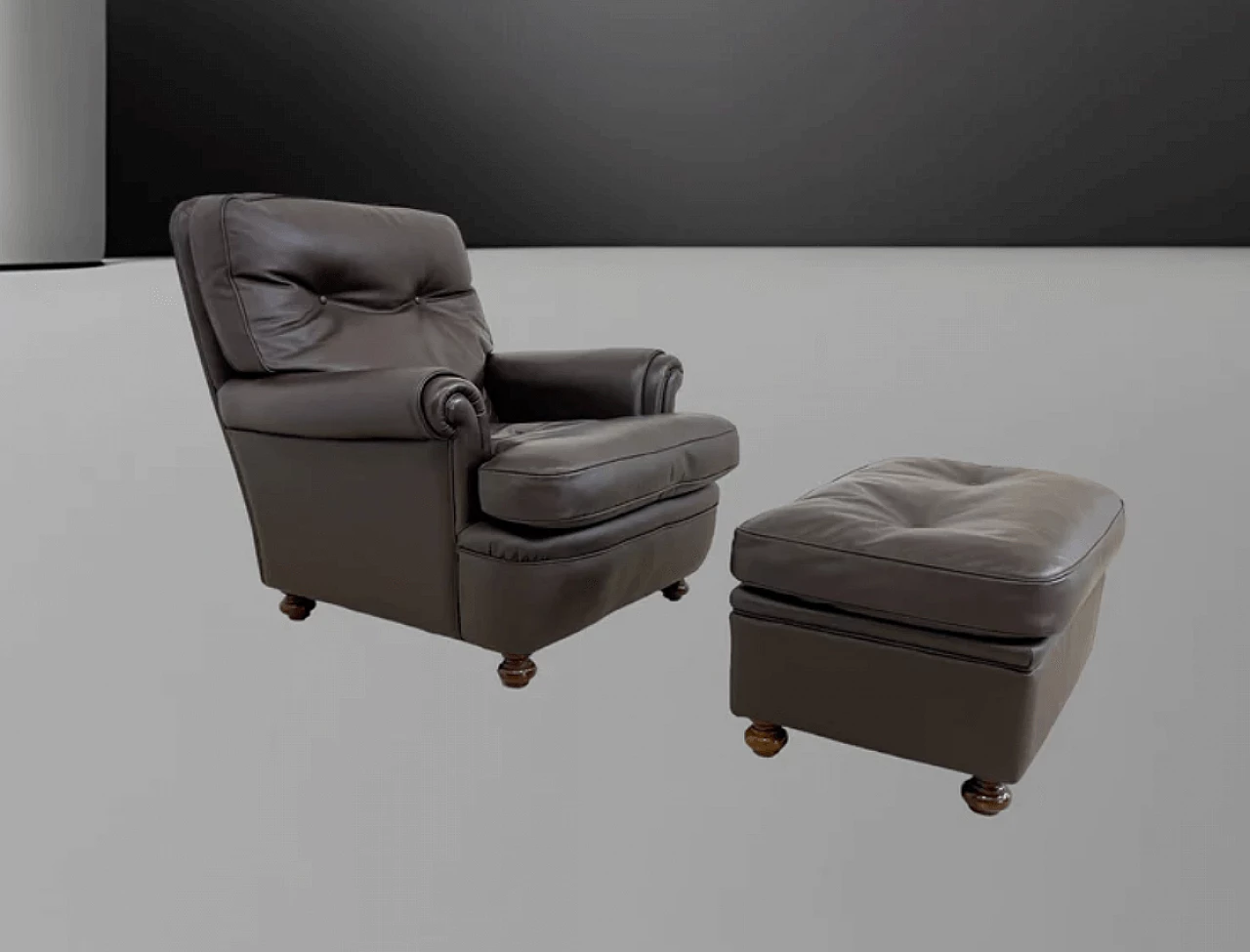 Poltrona e pouf di Poltrona Frau, anni '50 1