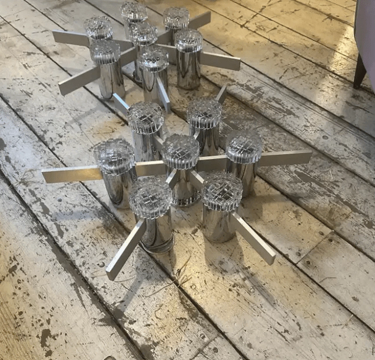 Pair of aluminium and glass ceiling lamps by Gaetano Sciolari, 1960s 8