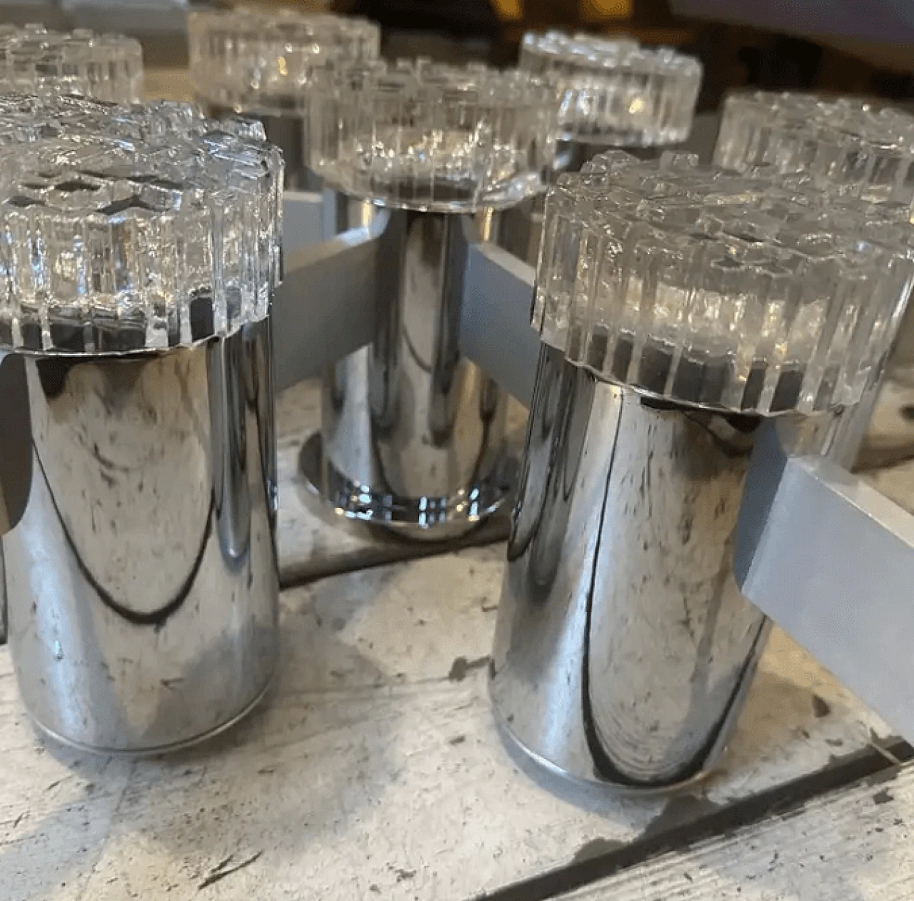 Pair of aluminium and glass ceiling lamps by Gaetano Sciolari, 1960s 10