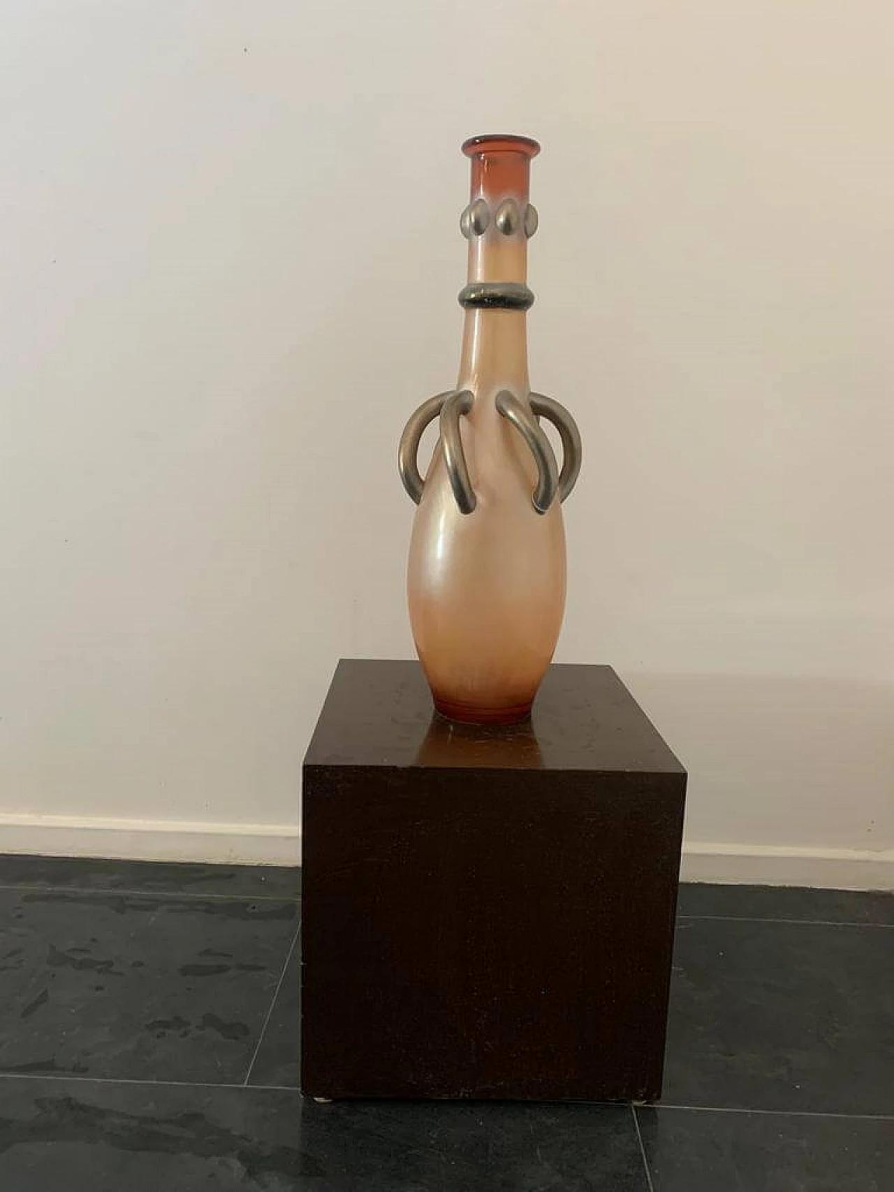 Resin vase by Lam Lee Group, 1980s 4