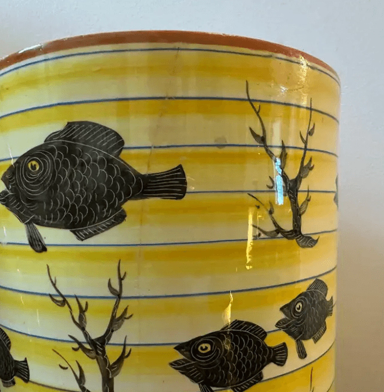 Vaso cilindrico in ceramica gialla e nera, anni '30 2