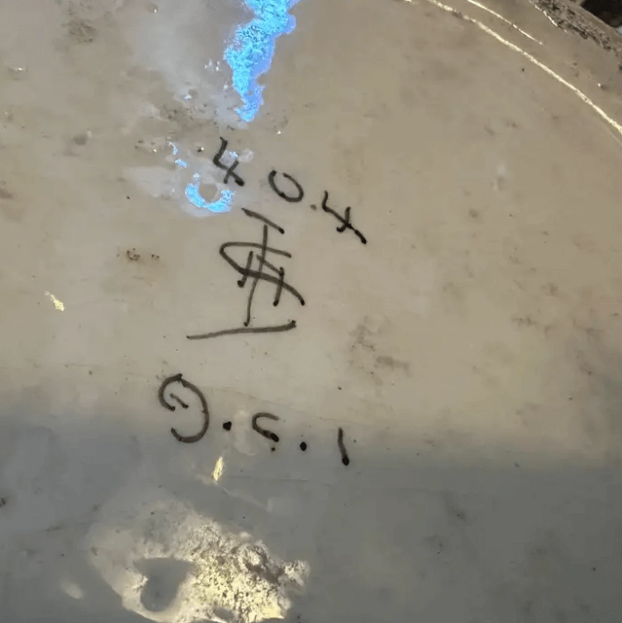 Vaso cilindrico in ceramica gialla e nera, anni '30 9