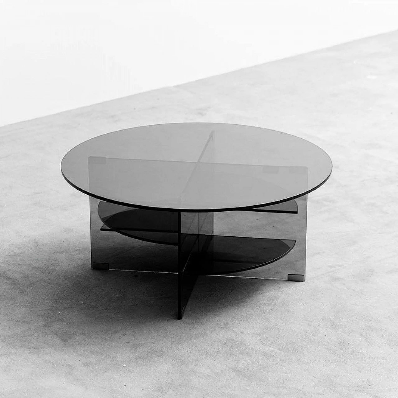 Parsol smoked glass coffee table by Guerra Masiero, 1970s 1
