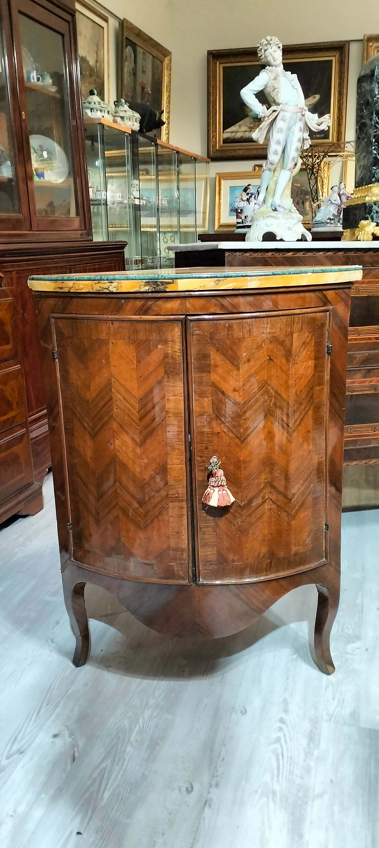 Angoliera Luigi XIV in ebano e marmo Giallo Siena, '700 1