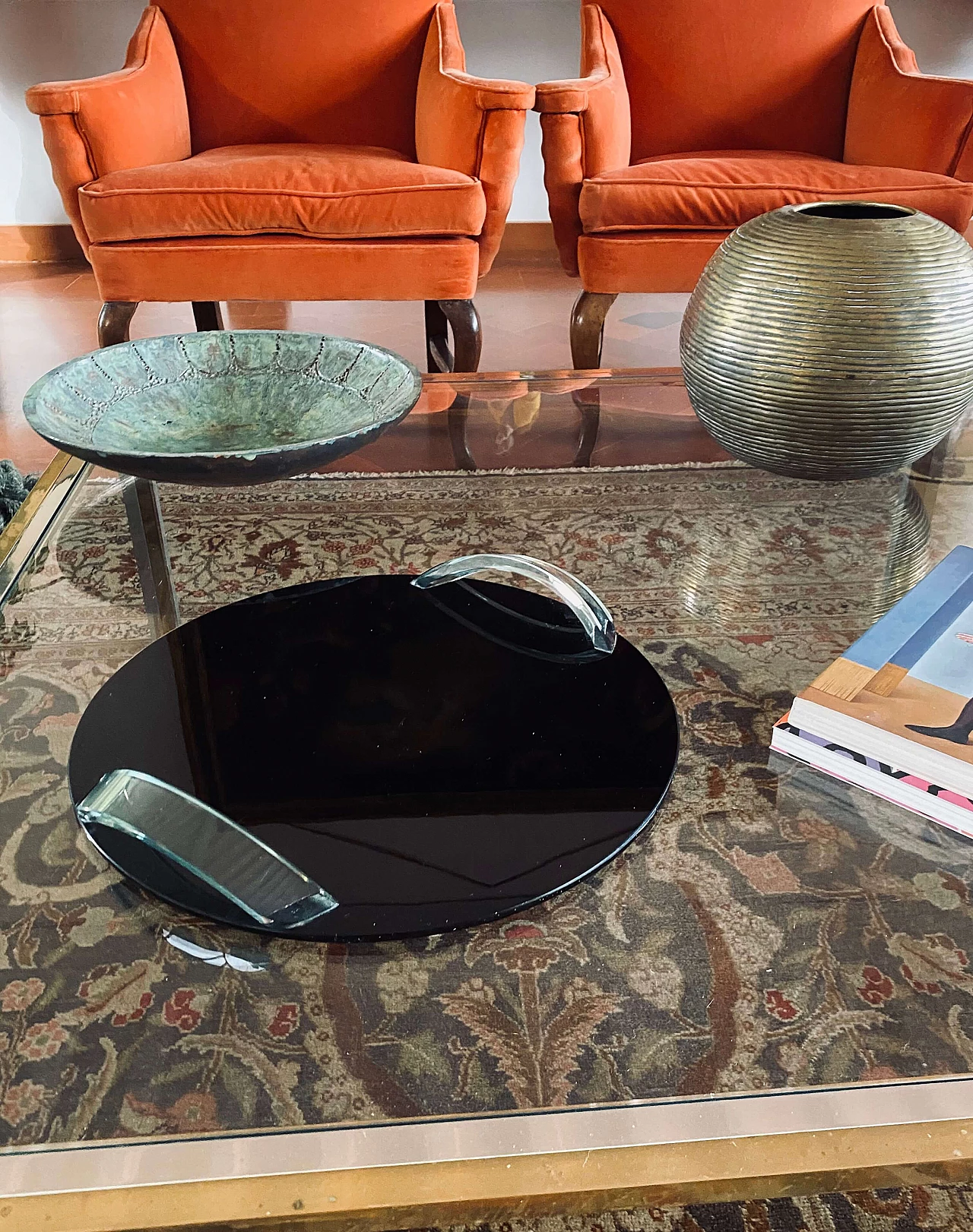 Black glass tray with transparent handles, 1970s 5