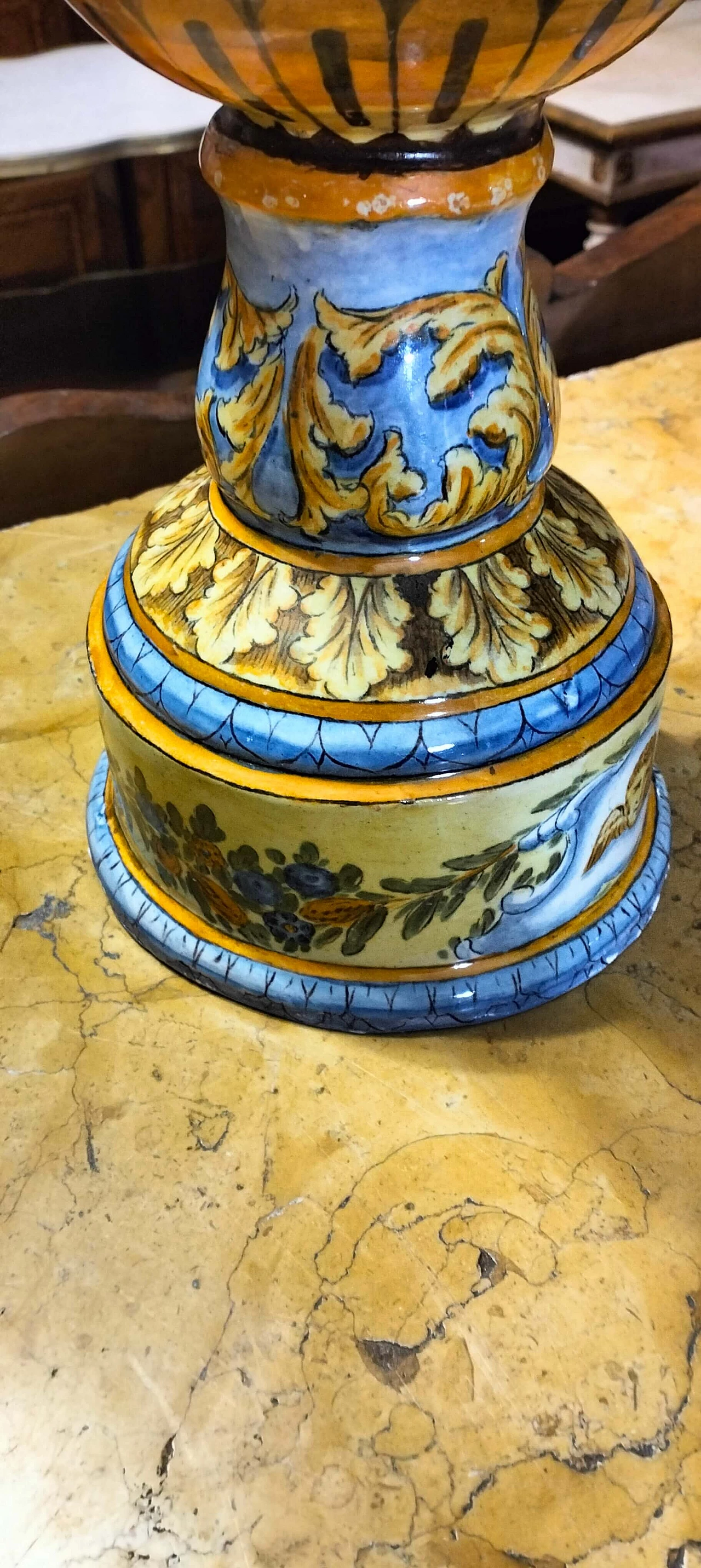 Coppia di vasi Napoleone III in ceramica dipinta a mano, '800 7