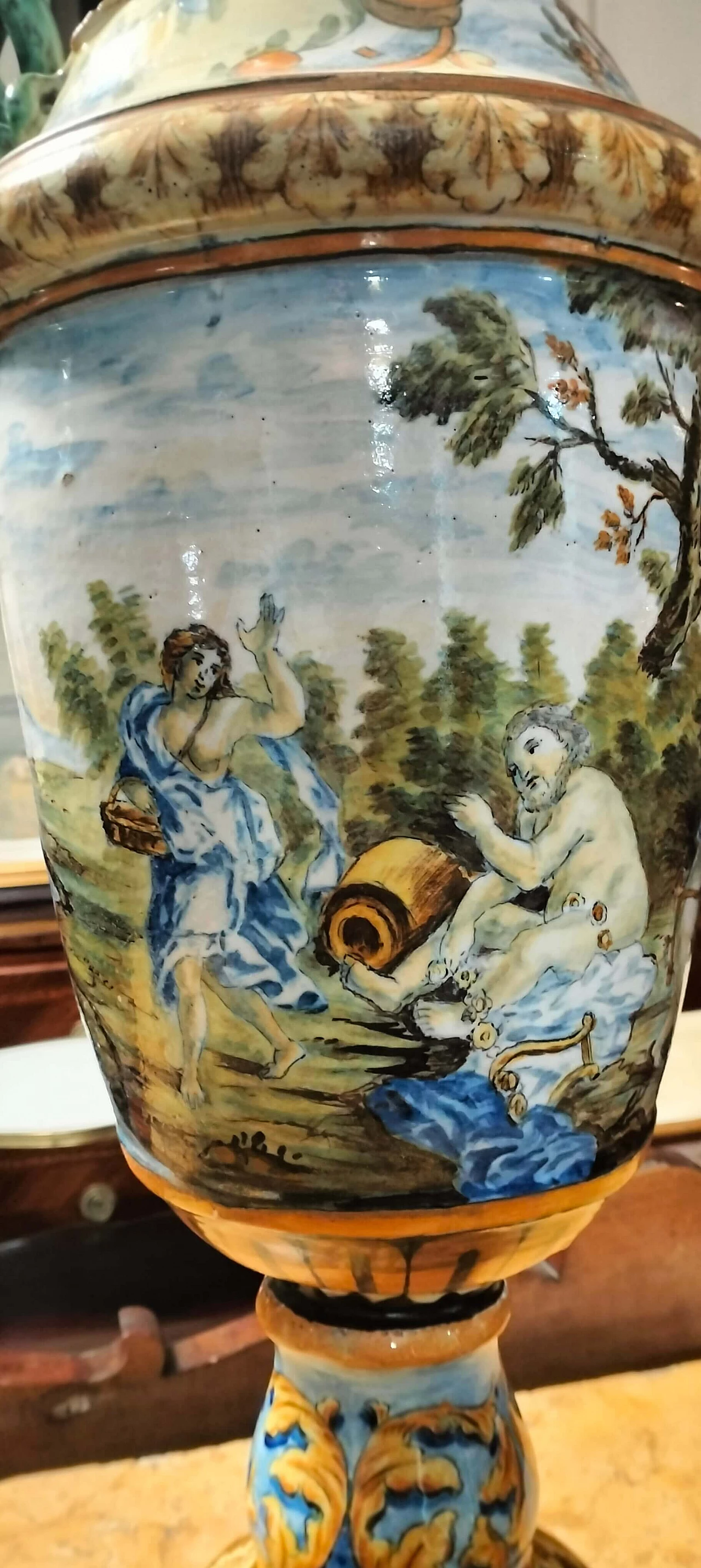 Coppia di vasi Napoleone III in ceramica dipinta a mano, '800 10