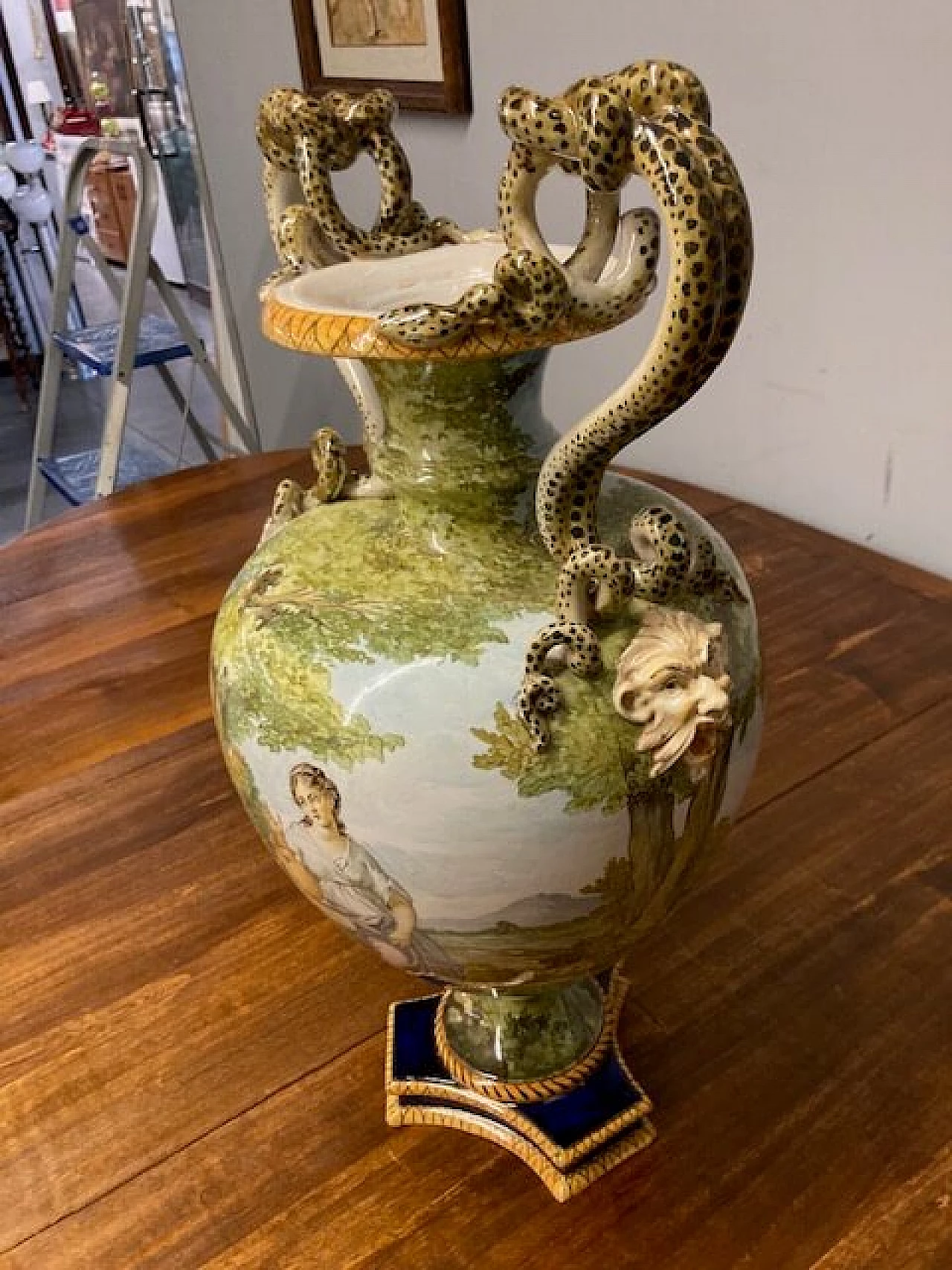 Storied vase depicting The samaritan woman at the well by Ginori, 1860 12