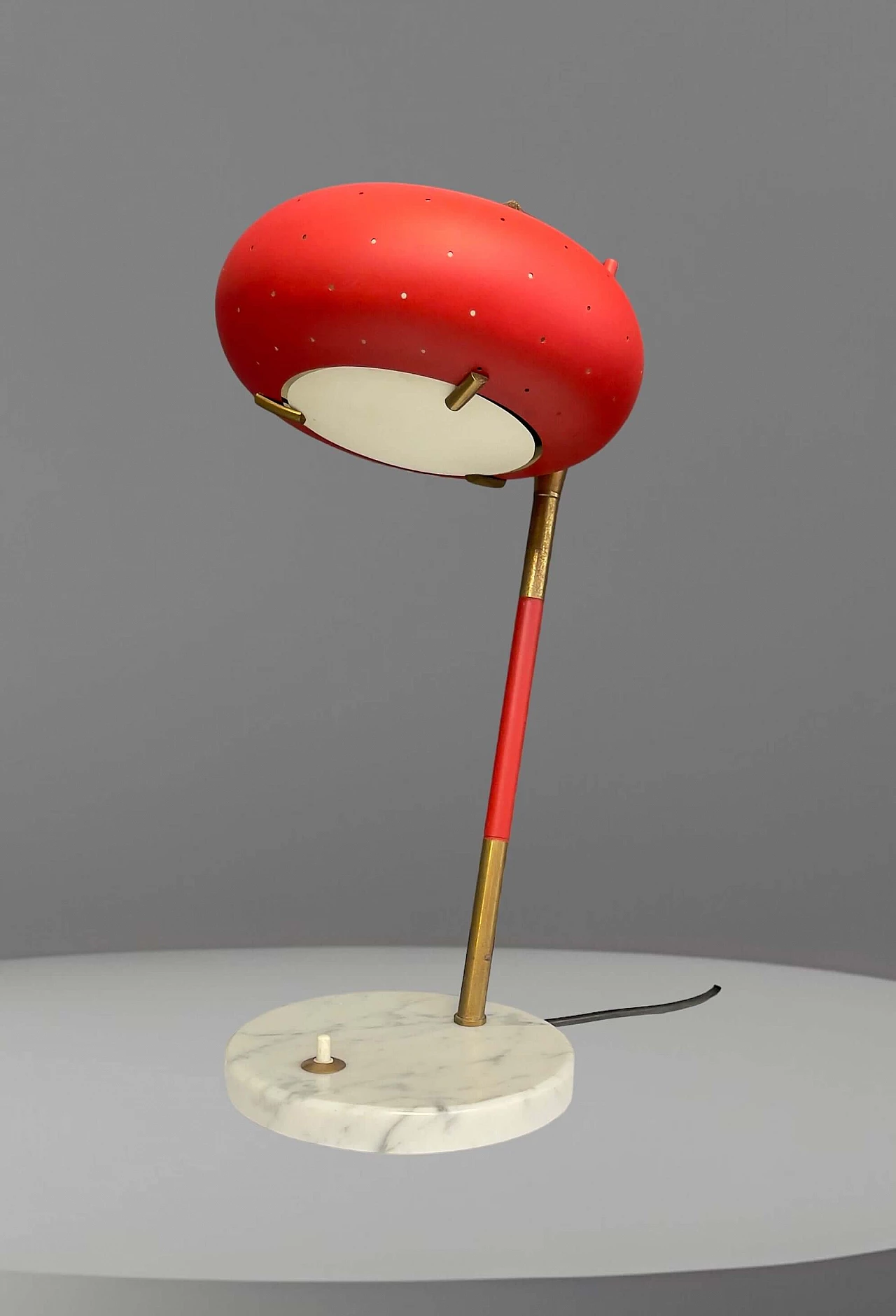 Lampada da tavolo in metallo con base in marmo di Stilux, anni '50 5