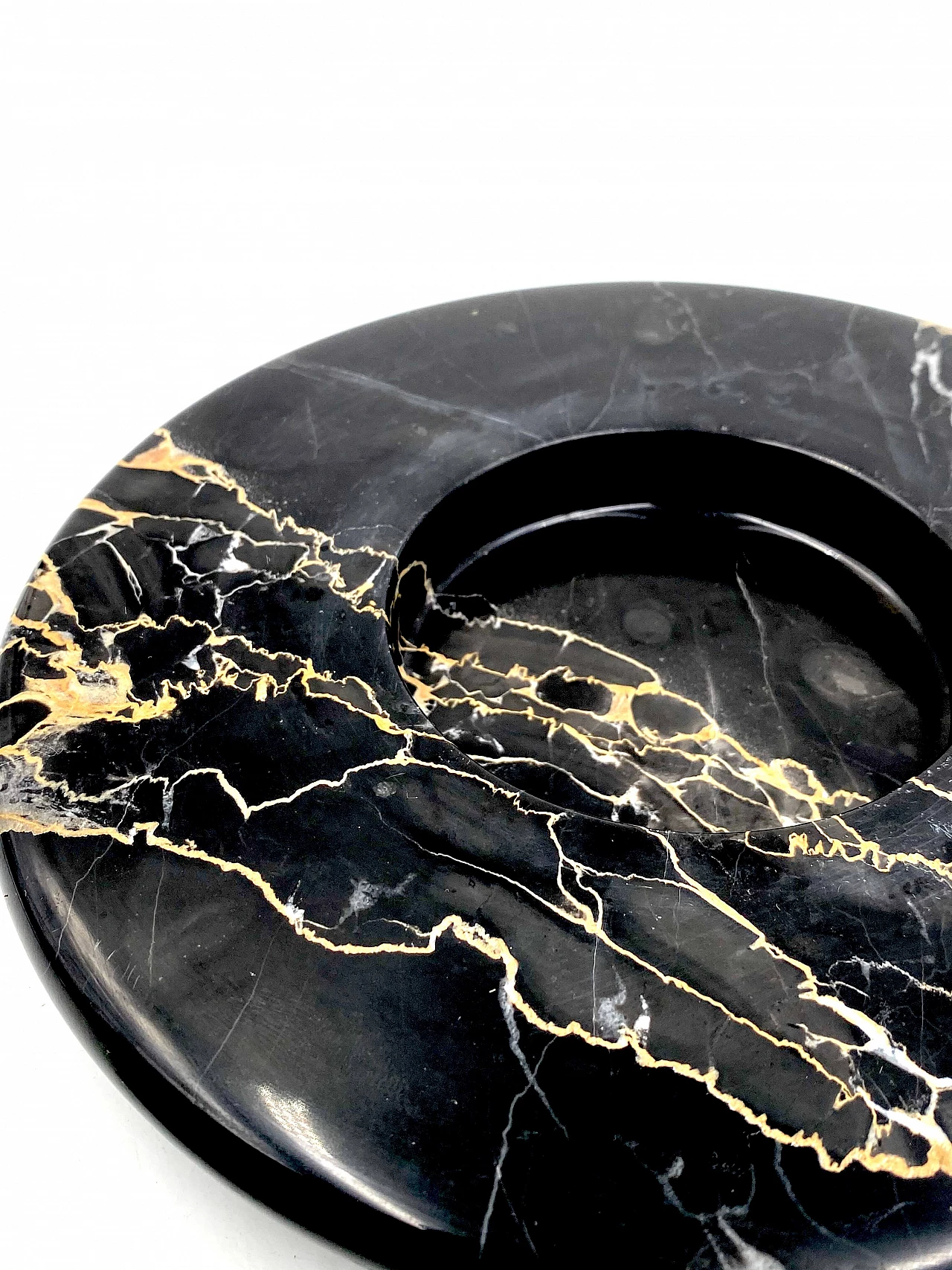 3 Stackable centerpieces in Portoro black marble by Casigliani, 1970s 16