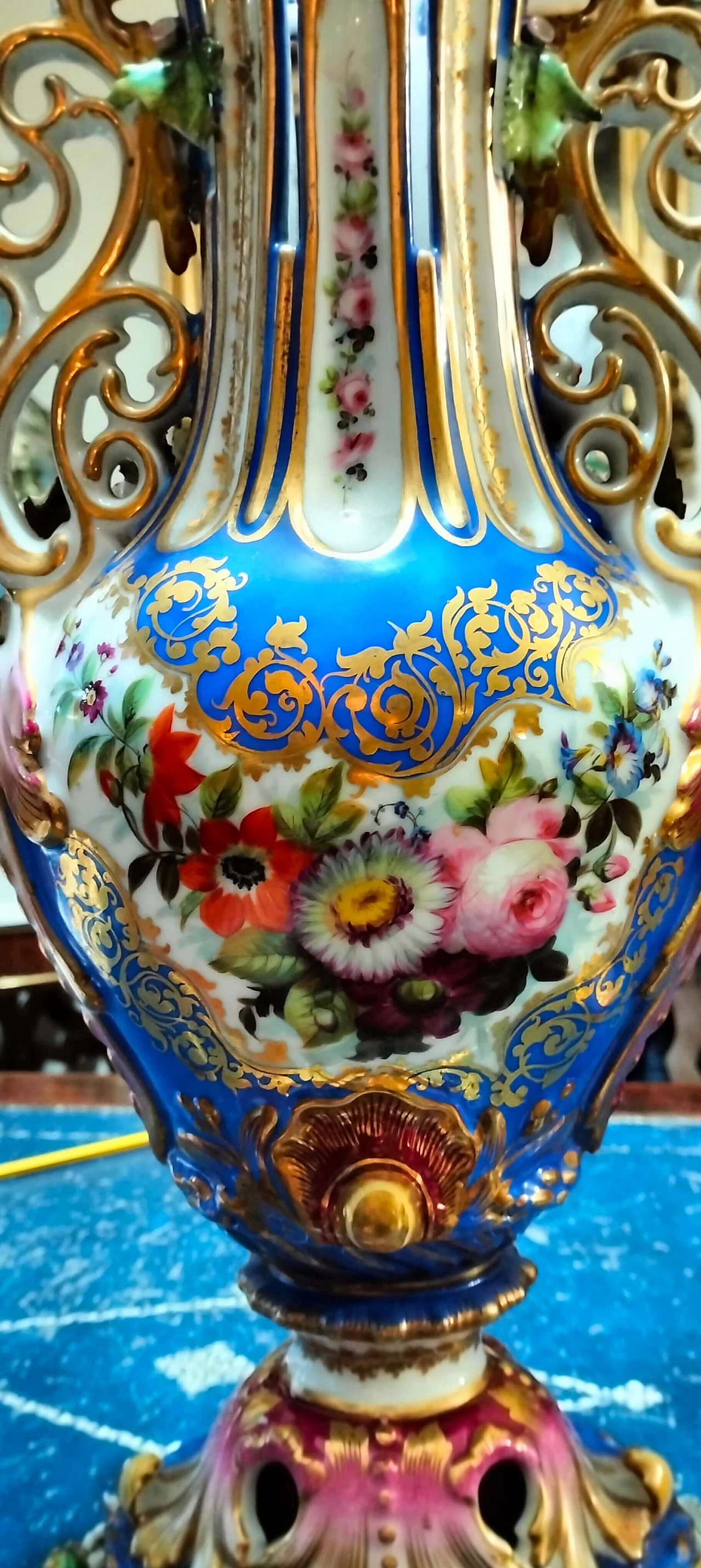 Coppia di vasi Luigi Filippo in porcellana dipinta, '800 8