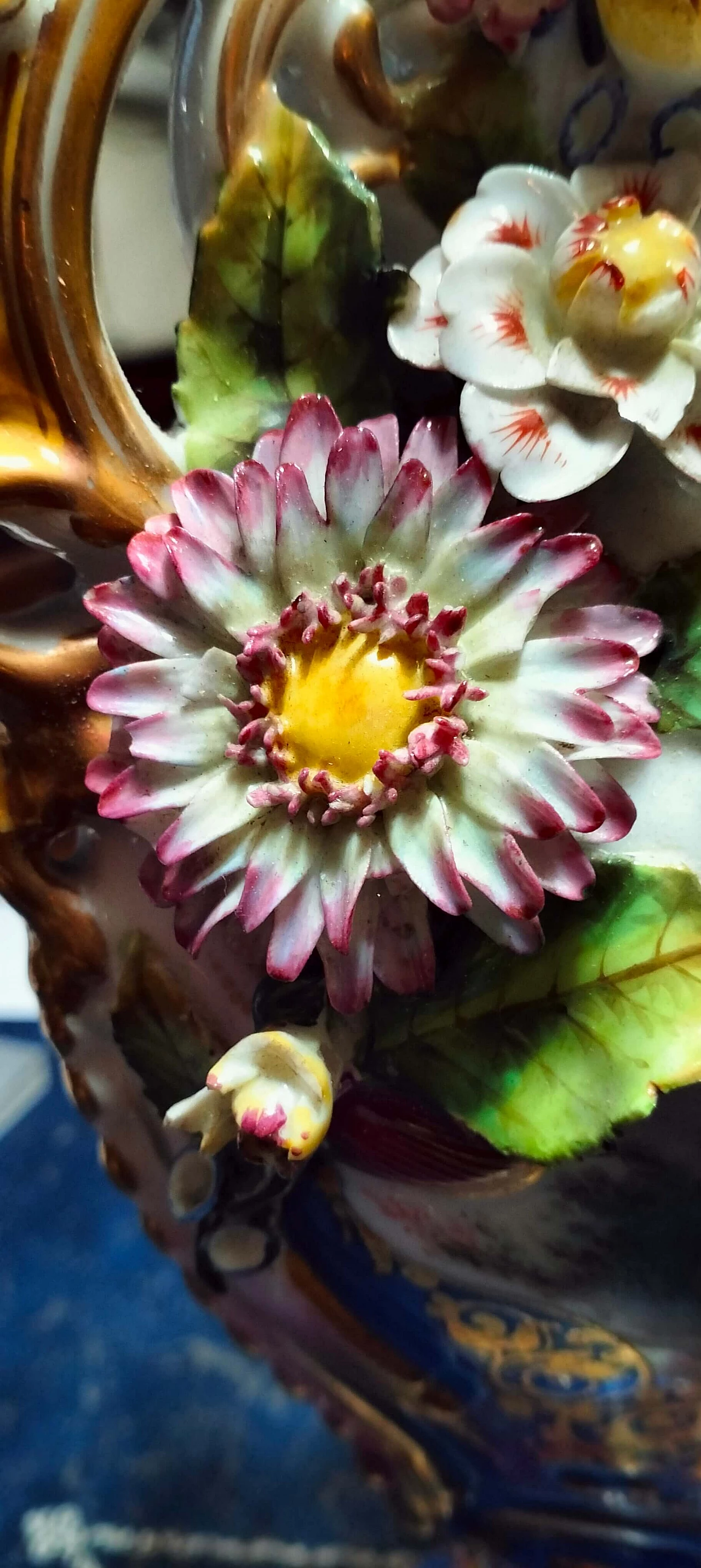 Coppia di vasi Luigi Filippo in porcellana dipinta, '800 9