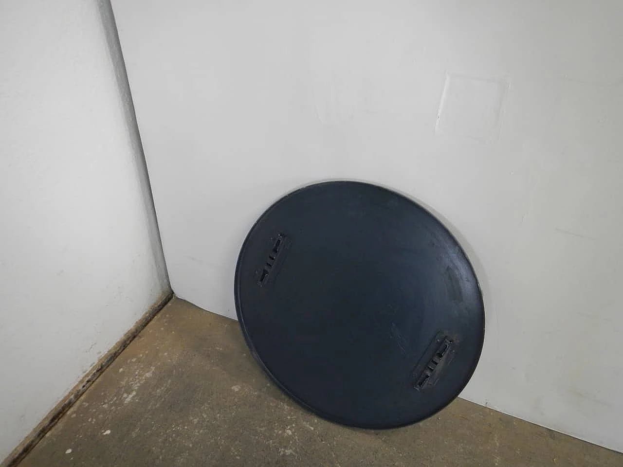 Road sign with directional arrow, 1990s 5