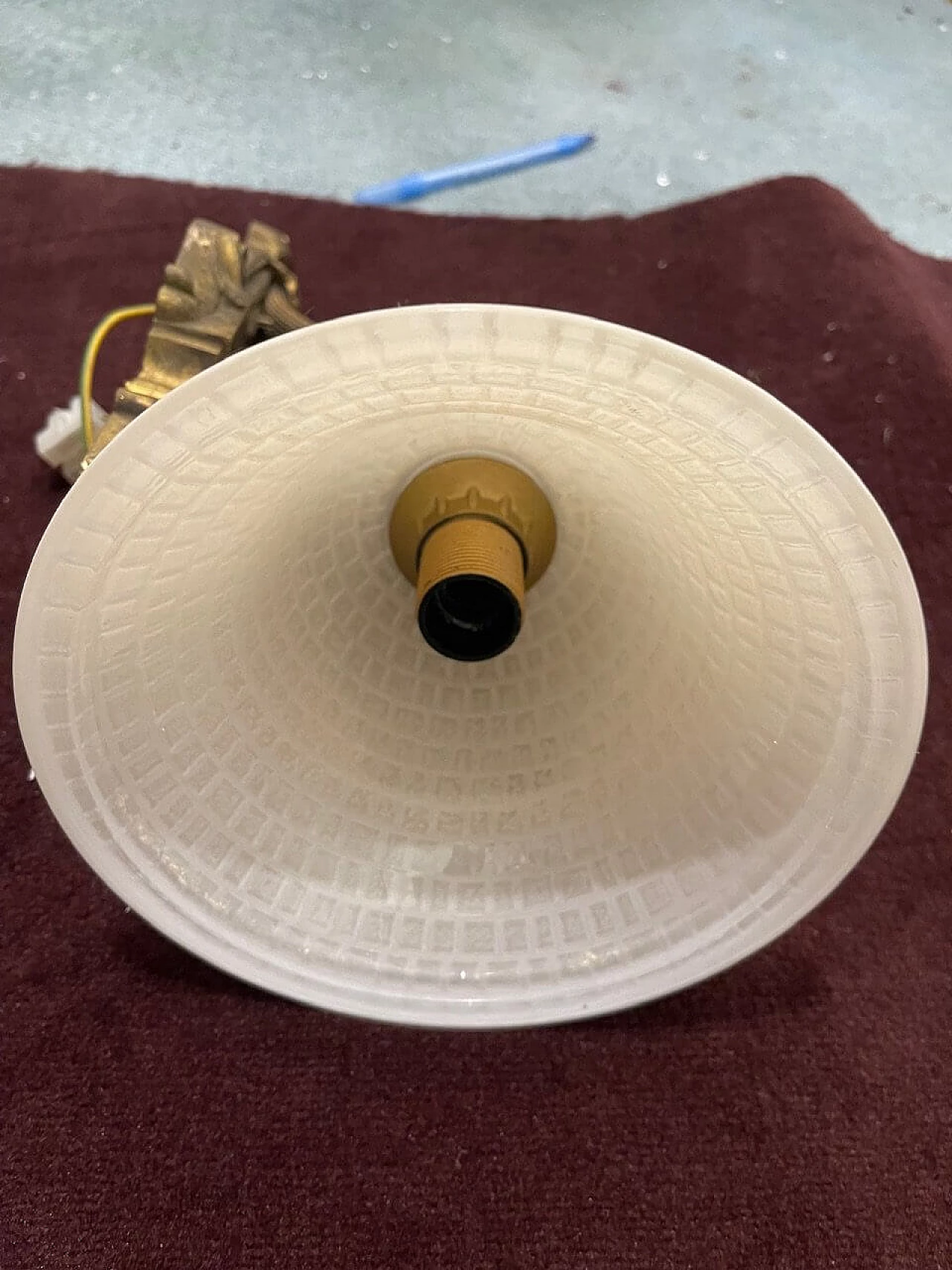 Pair of bronze and Murano glass wall lights, 1950s 8