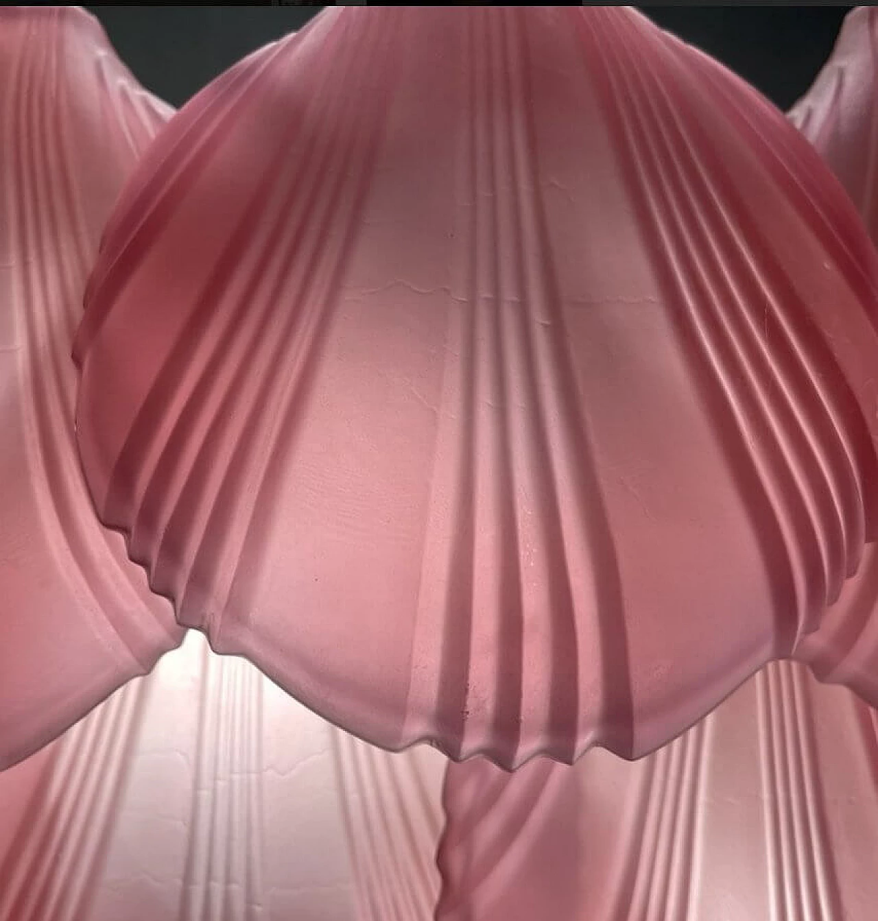 Lampadario a conchiglie in vetro satinato rosa, anni '80 8