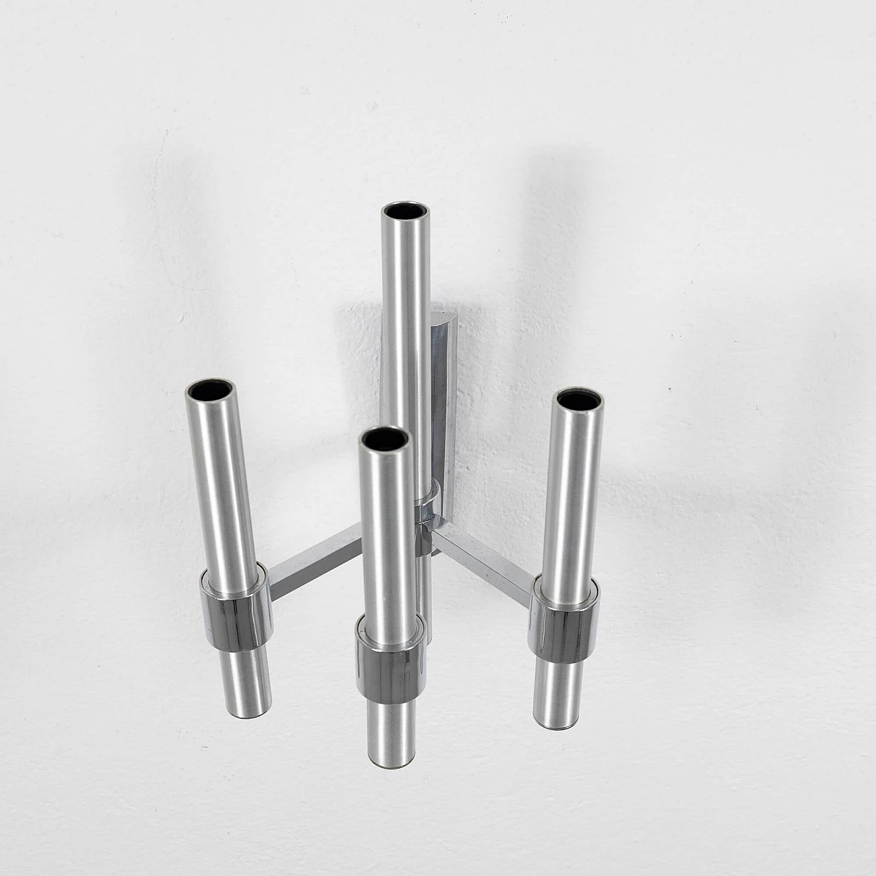 Coppia di applique a quattro luci in metallo cromato, anni '70 6