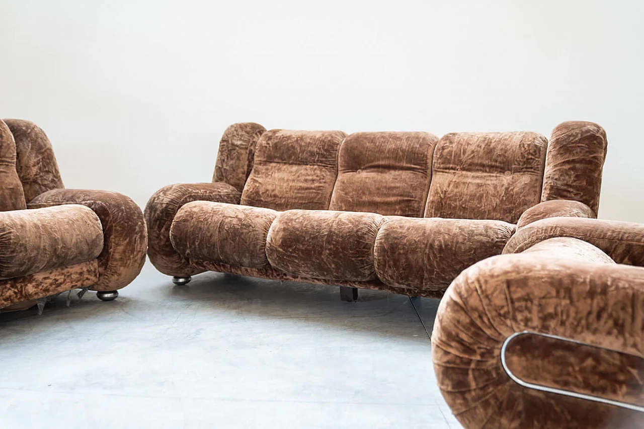 Beige chenille sofa and pair of armchairs, 1970s 14