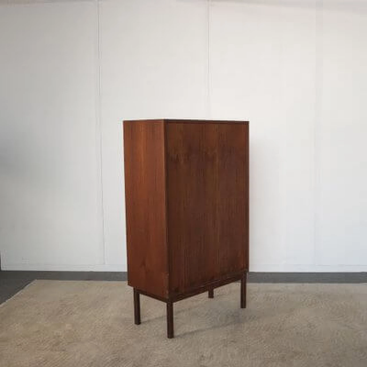 Credenza in legno di noce con mobiletti contenitori di Peter Hvidt, anni '60 3
