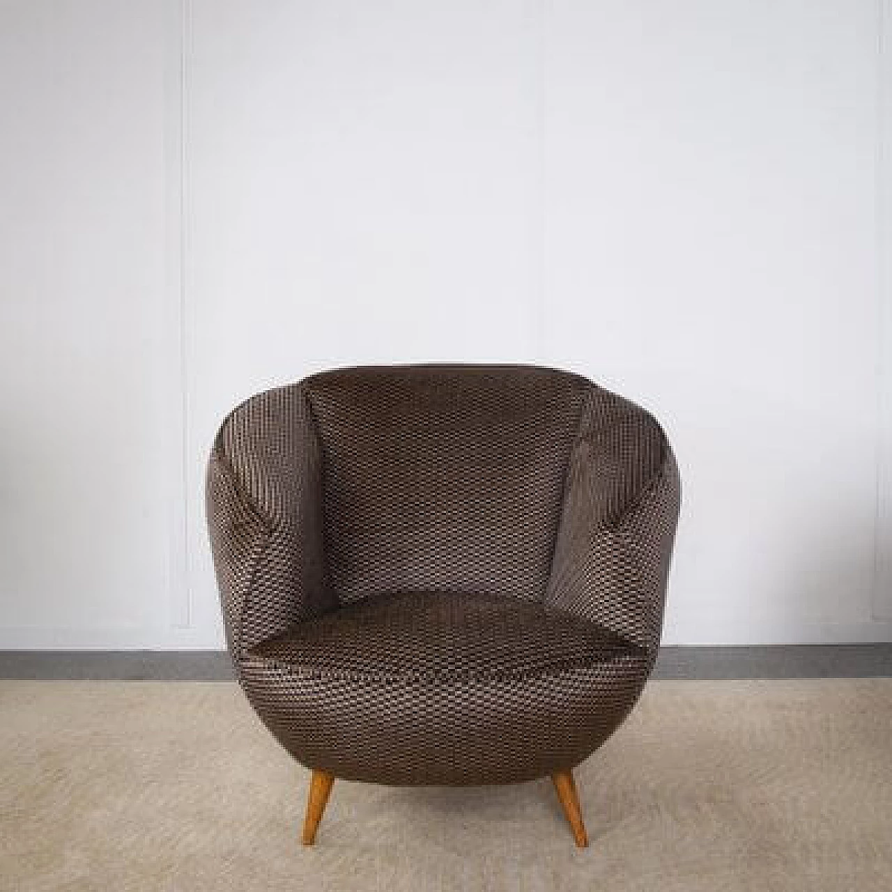 Pair of armchairs attributed to Gio Ponti, 1950s 2