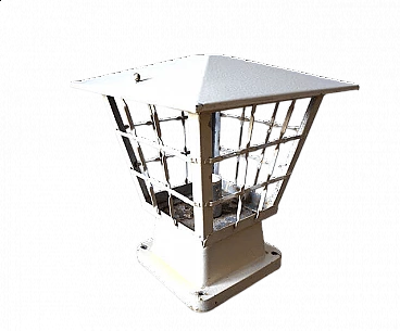 Lampada da giardino in metallo verniciato color avorio, anni '60