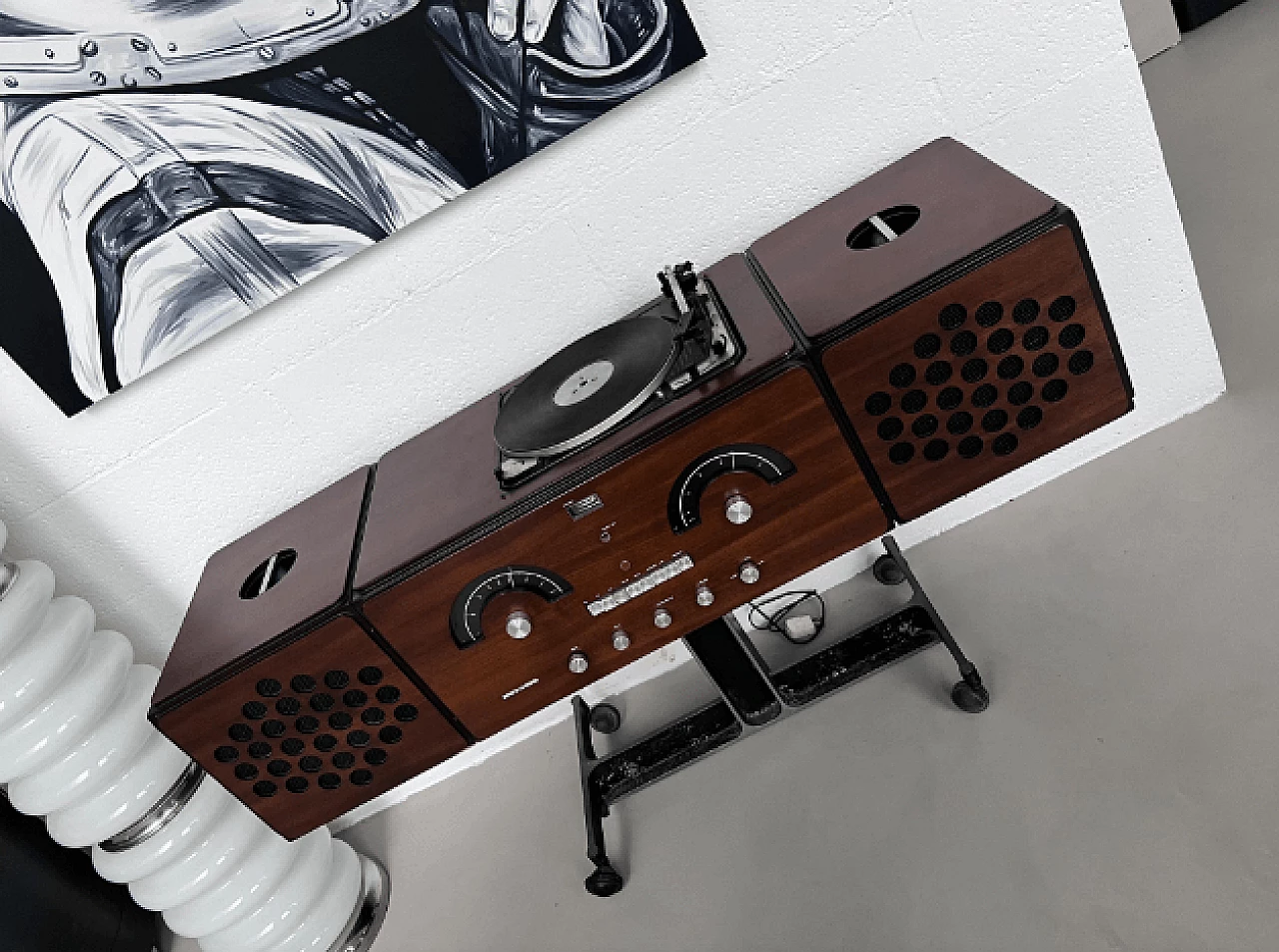 Brionvega RR126 turntable radio by the Castiglioni brothers, 1960s 7