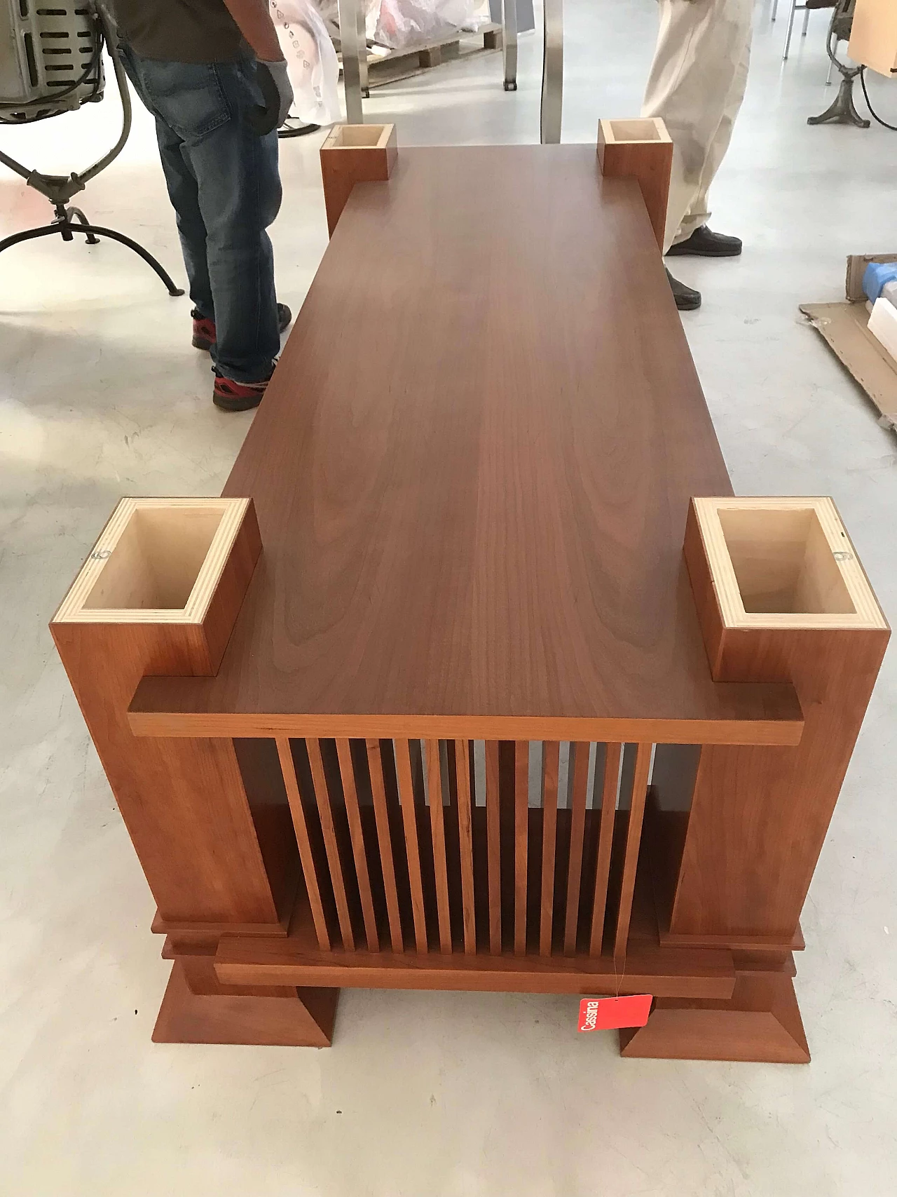 Allen table in cherry by Frank Lloyd Wright for Cassina, 1980s 3