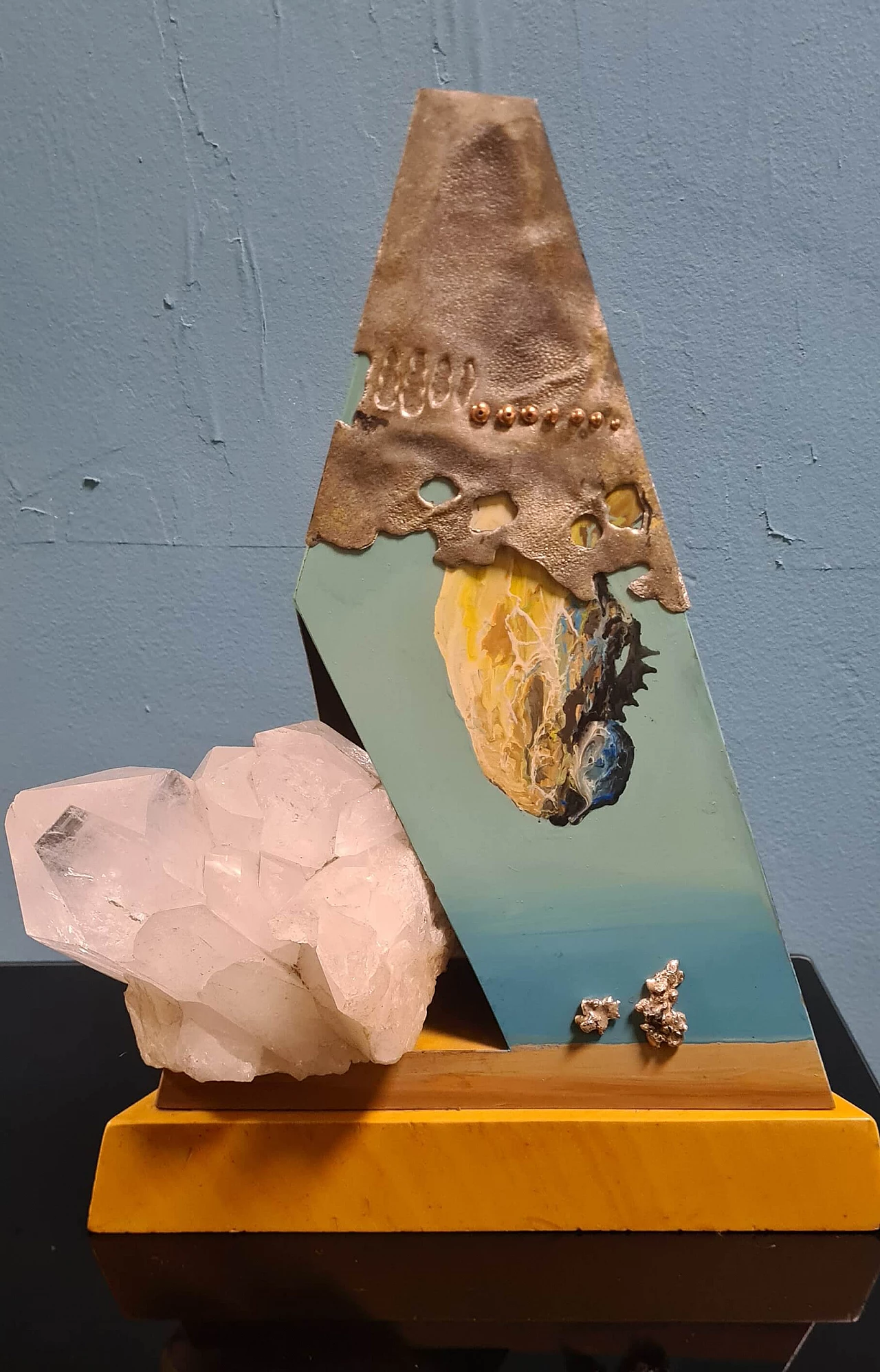 Mario Rosso, composizione metafisica, scultura in legno, metallo e quarzo, anni '80 8