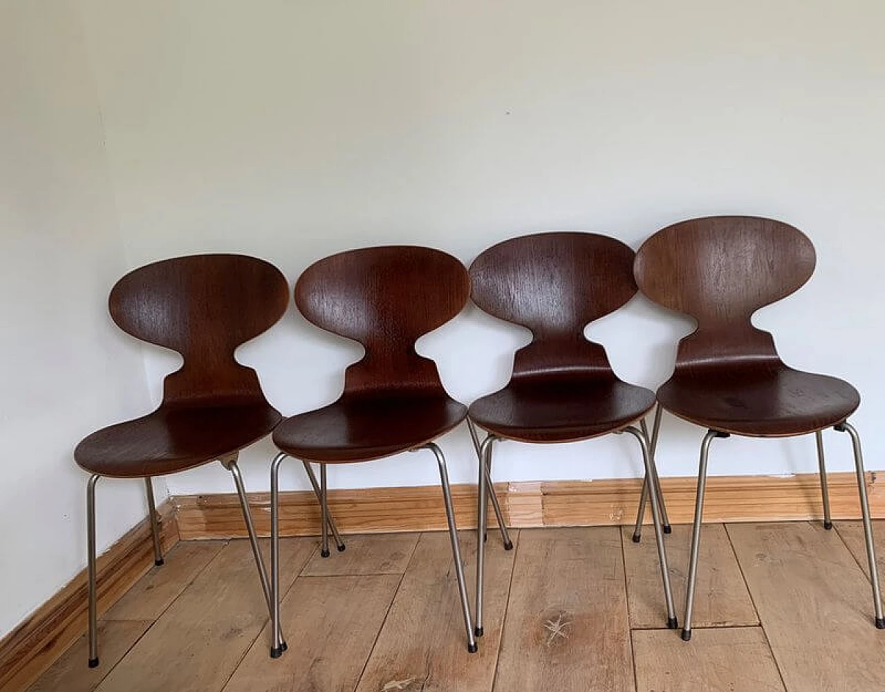 4 Sedie ANT 3101 di Arne Jacobsen per Fritz Hansen, 1971 2