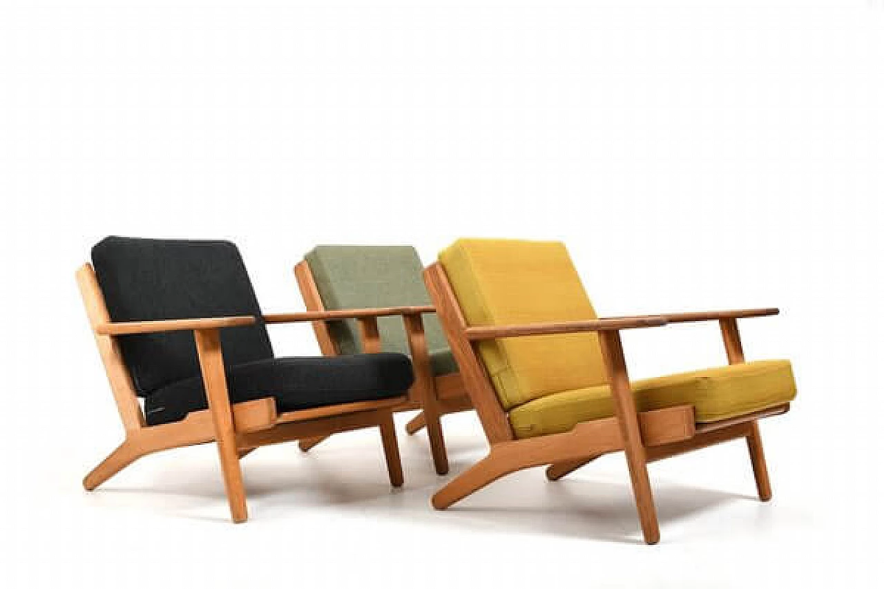 3 Poltrone GE-290 di Hans J. Wegner per Getama, anni '50 2