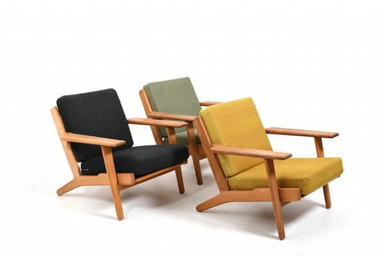 3 Poltrone GE-290 di Hans J. Wegner per Getama, anni '50 3