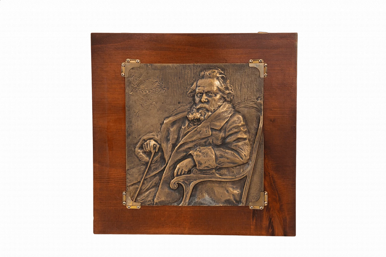 Machined cast bronze bas-relief depicting Giosuè Carducci, 1835 16